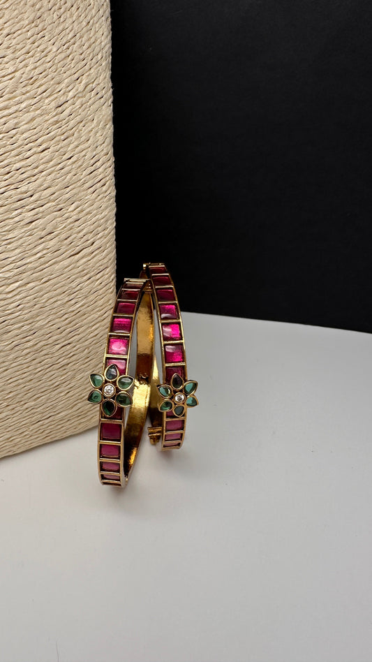 Kemp Openable Bangles - 2.8