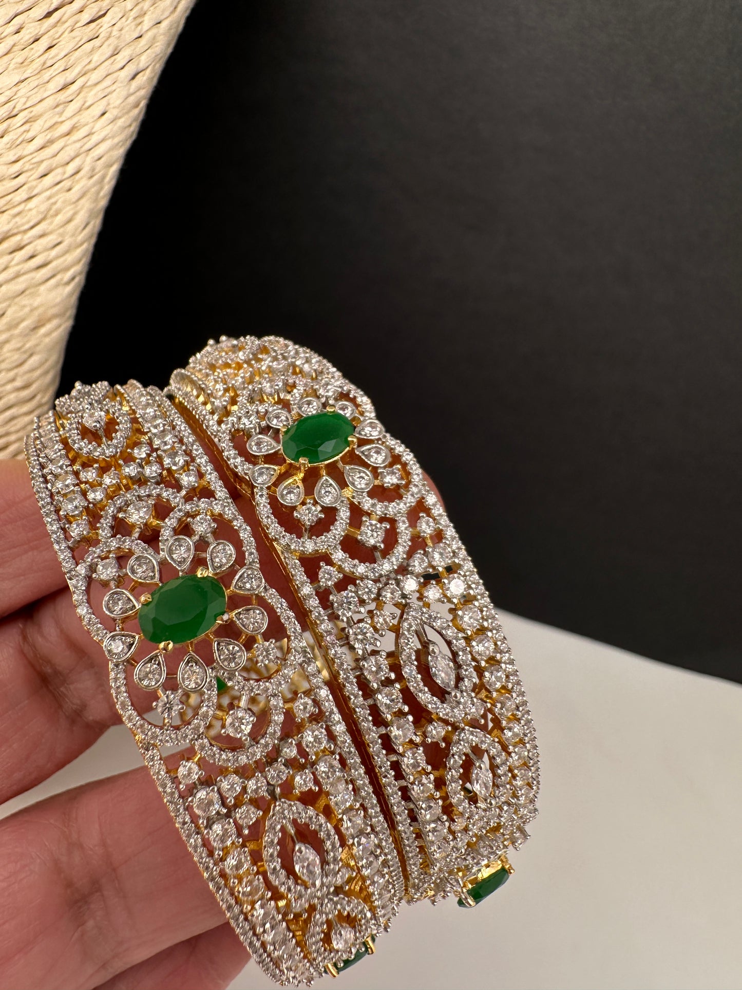 AD Emerald Diamond Bangles - 2.8