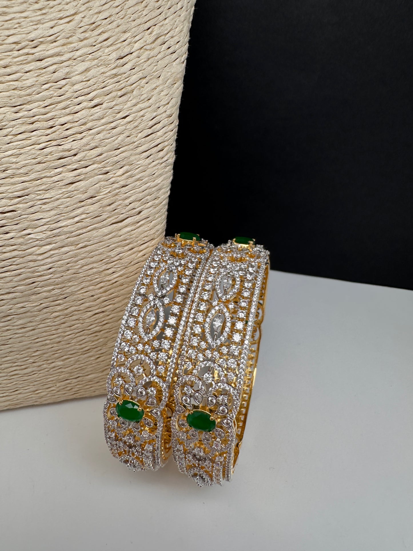 AD Emerald Diamond Bangles - 2.8