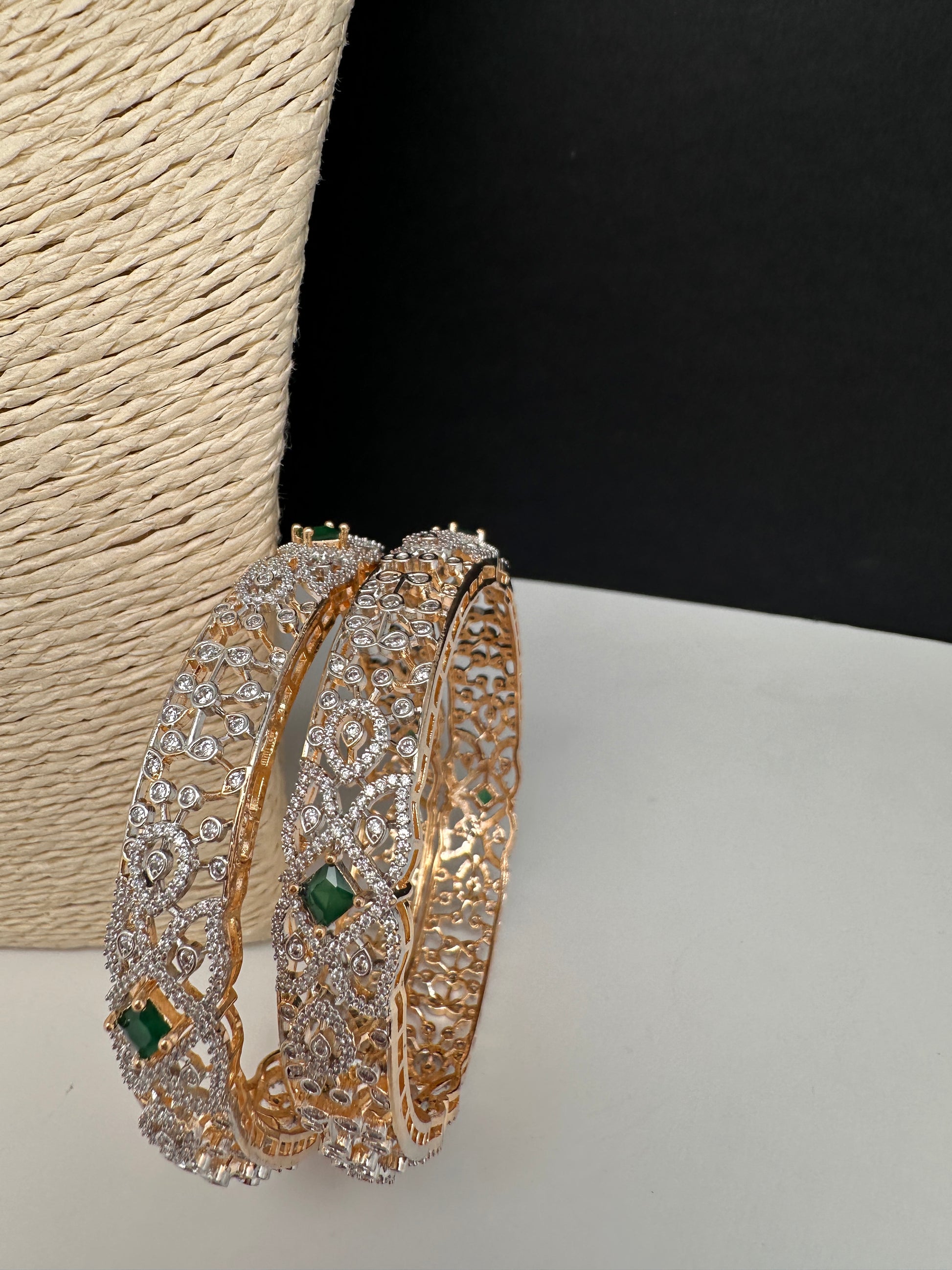 AD Emerald Diamond Bangles - 2.8