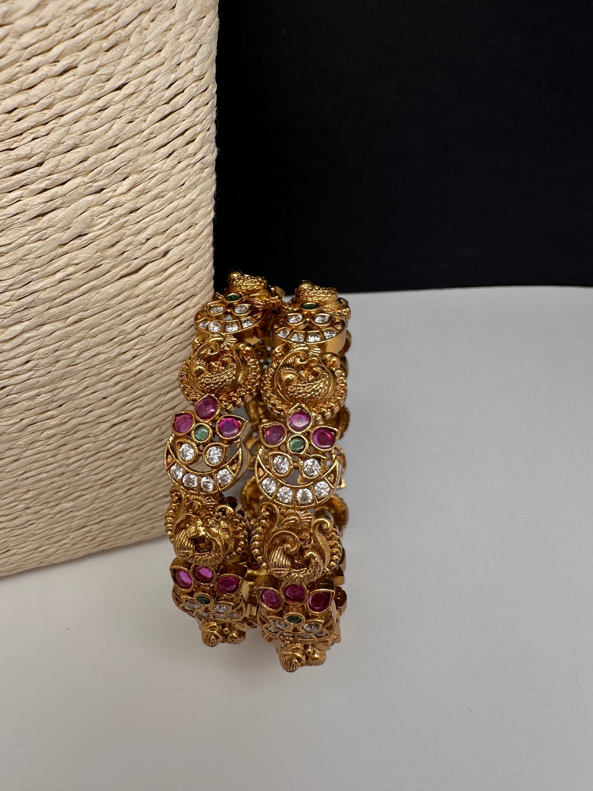 Kempu Floral Peacock Matte Bangles - 2.8