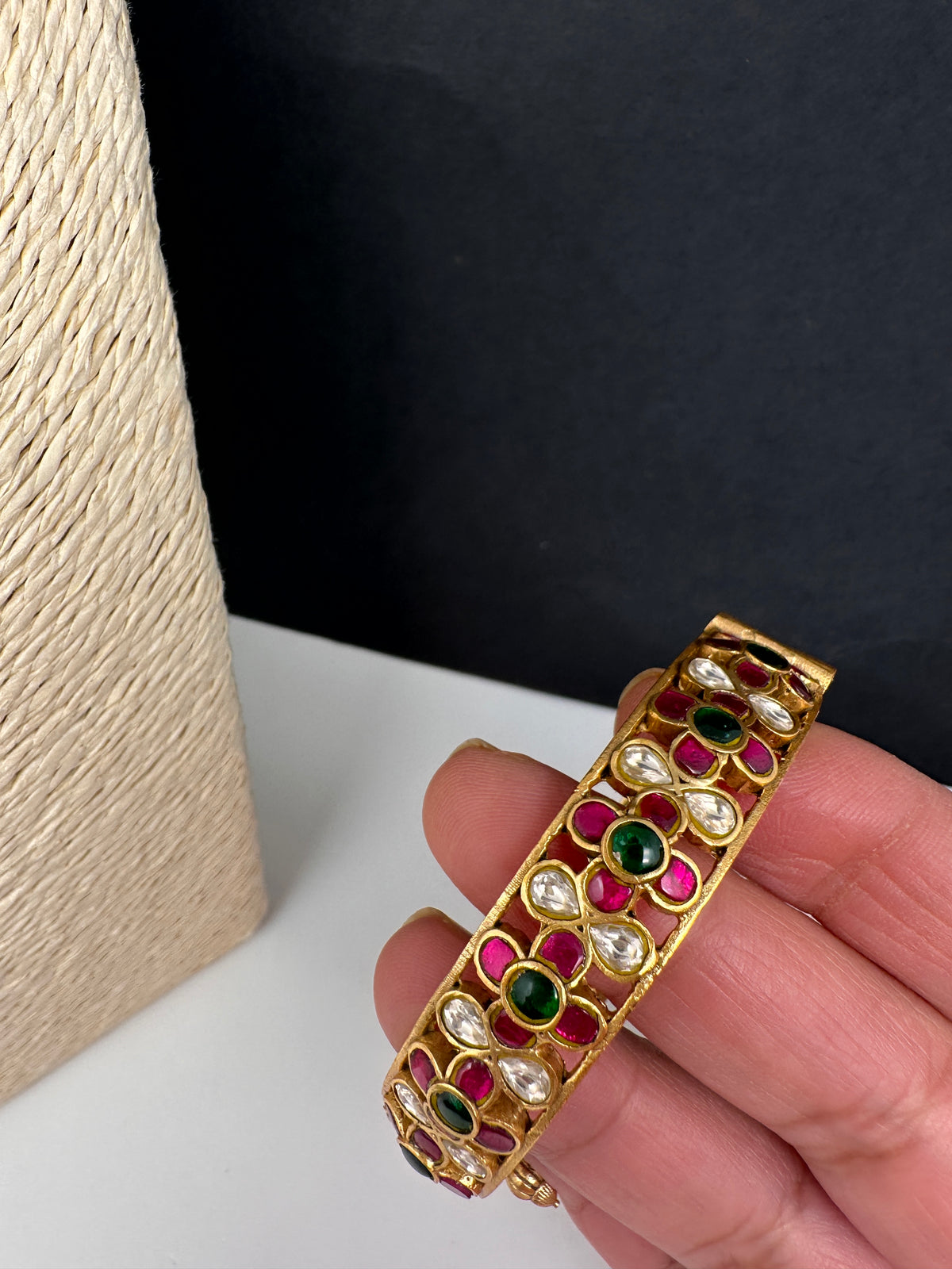 Jadau Kundan Multi Color Openable Single Bangle - 2.6