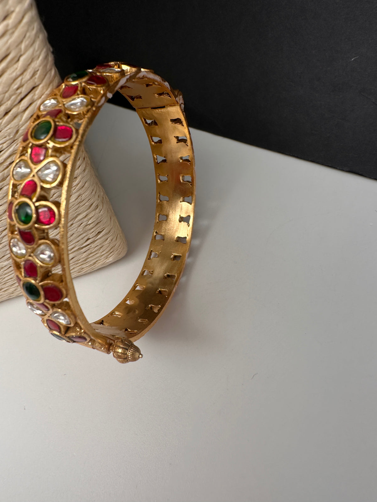 Jadau Kundan Multi Color Openable Single Bangle - 2.6