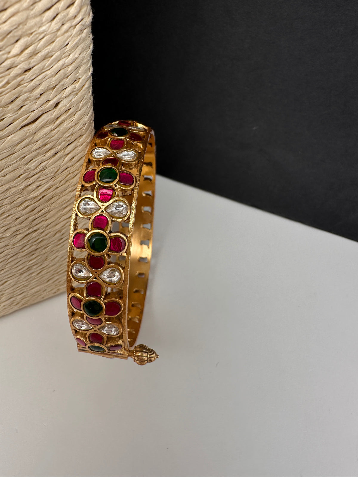 Jadau Kundan Multi Color Openable Single Bangle - 2.6