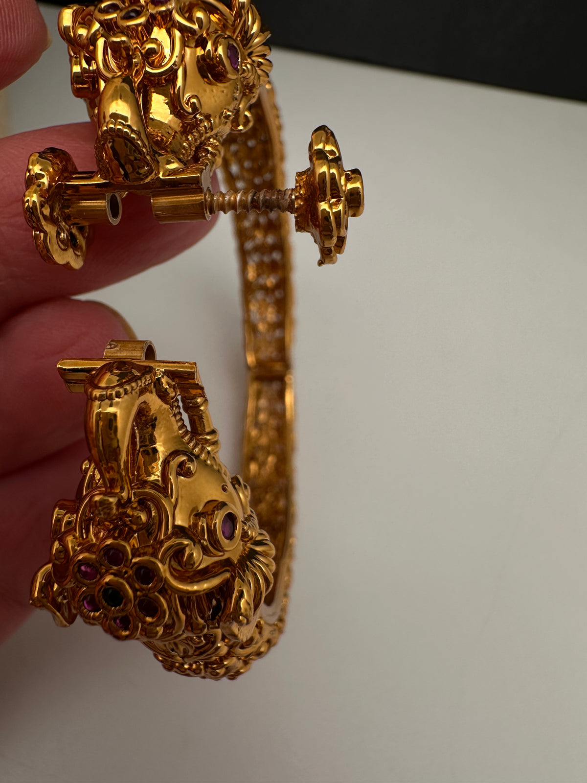 Matte Pattern Openable Kada Bangles - Pair - BN000565