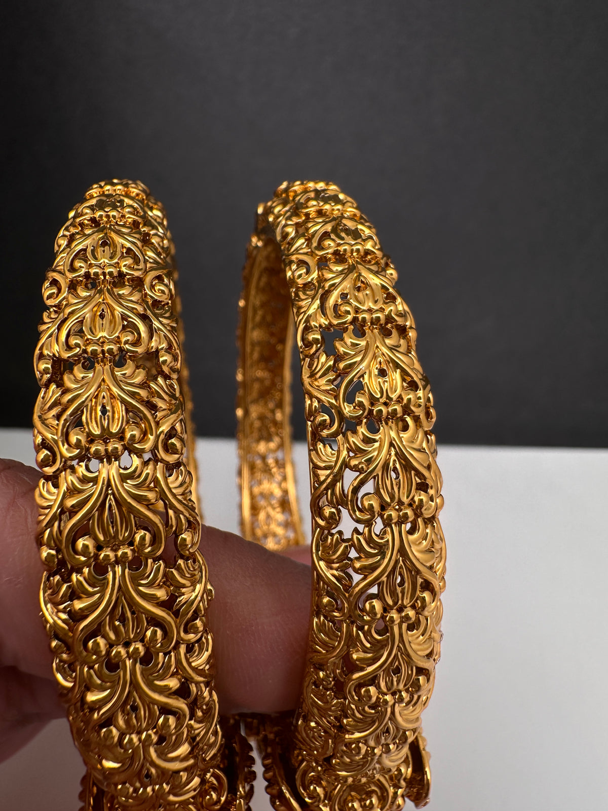 Matte Pattern Openable Kada Bangles - Pair - BN000565