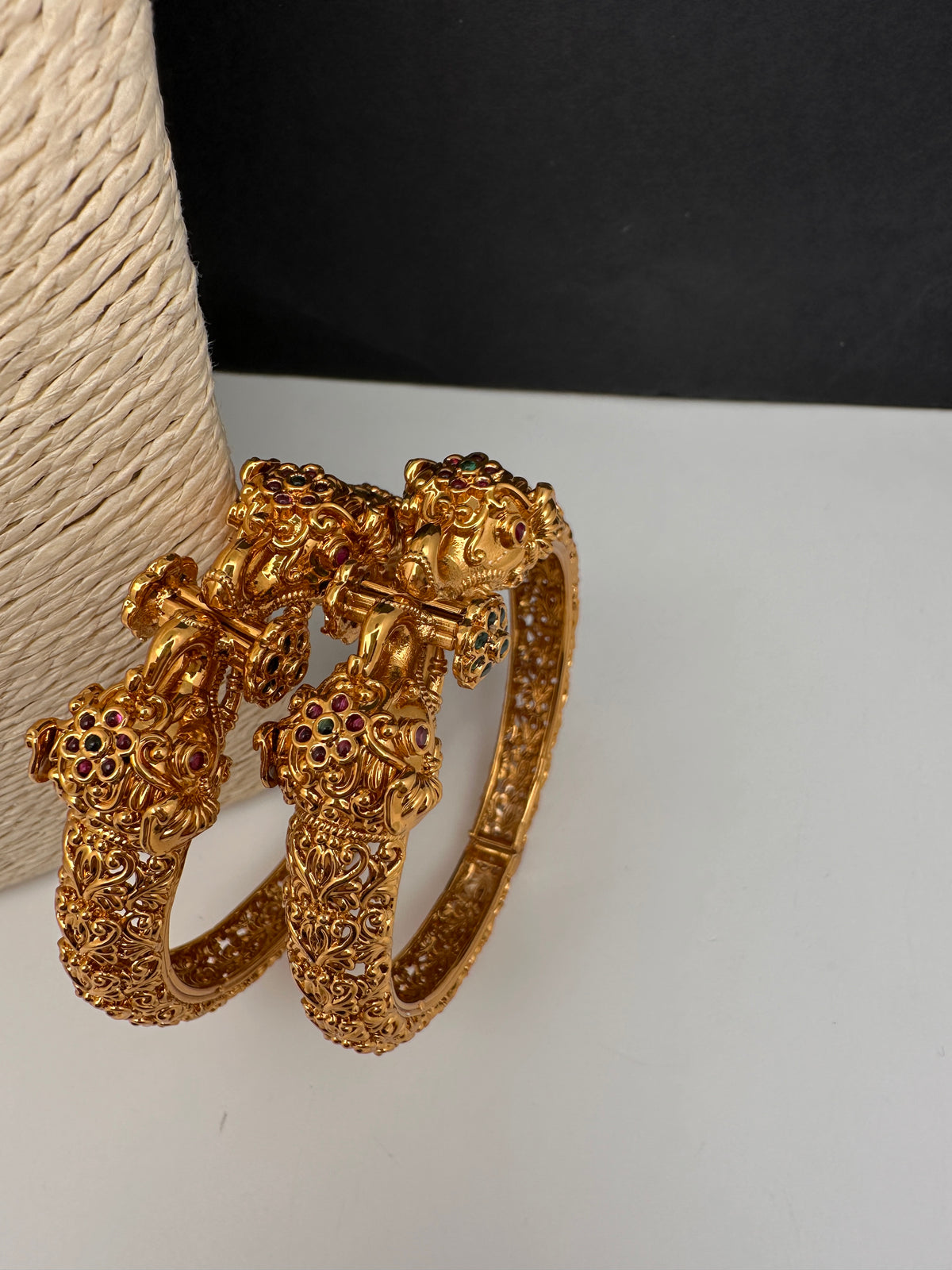 Matte Pattern Openable Kada Bangles - Pair - BN000565