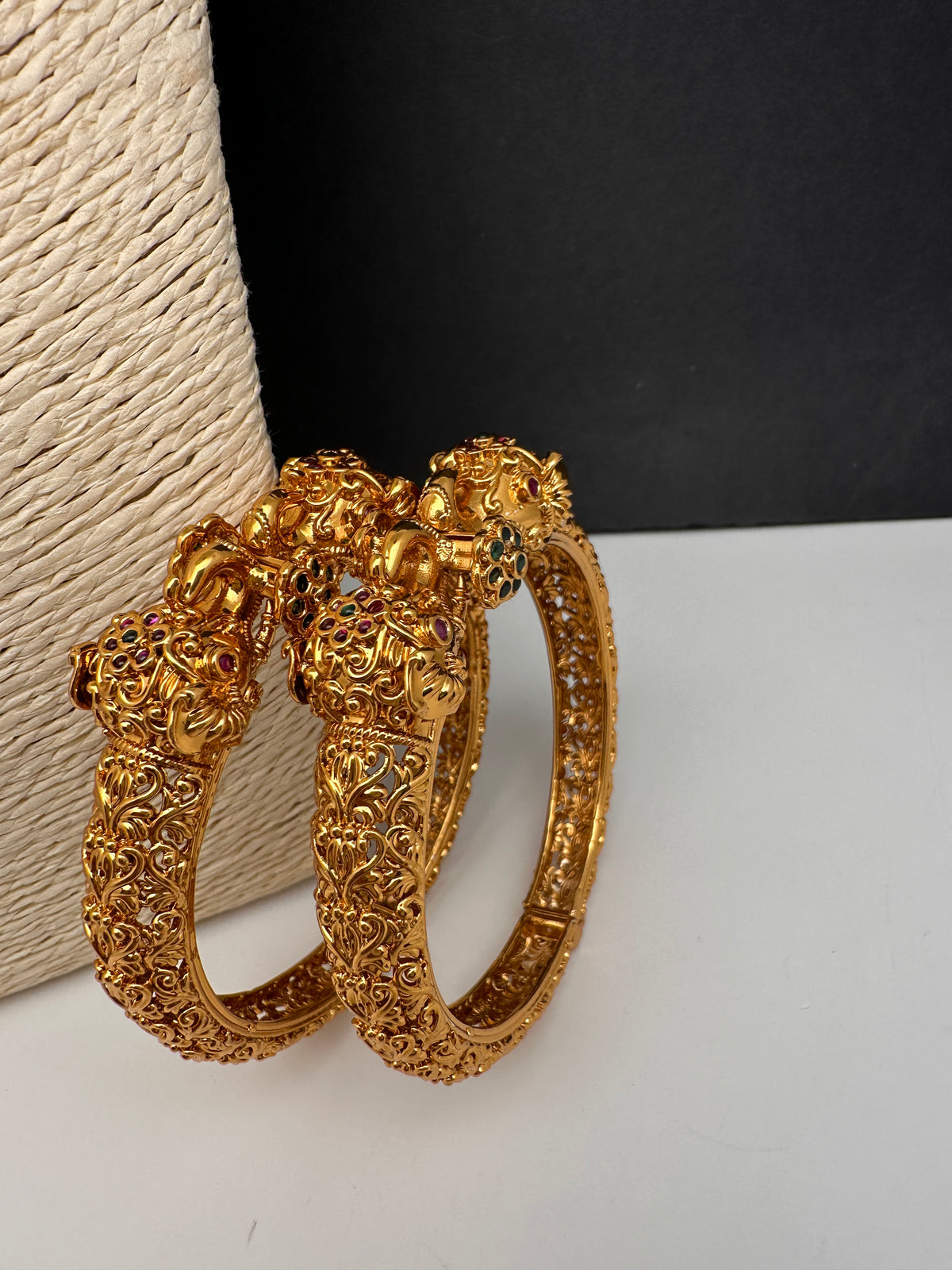 Matte Pattern Openable Kada Bangles - Pair - BN000565
