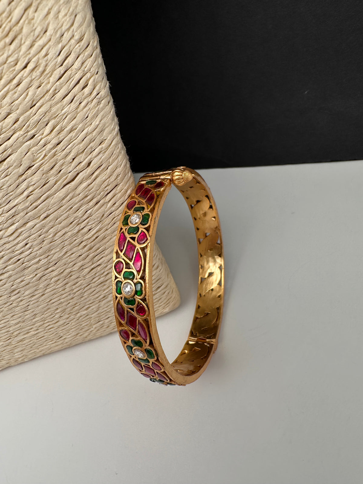 Multicolor Jadau Kundan Openable Single Bangle - size 2.6