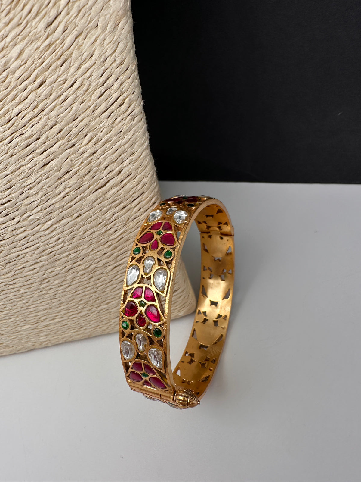 Multicolor Jadau Kundan Openable Single Bangle - size 2.6