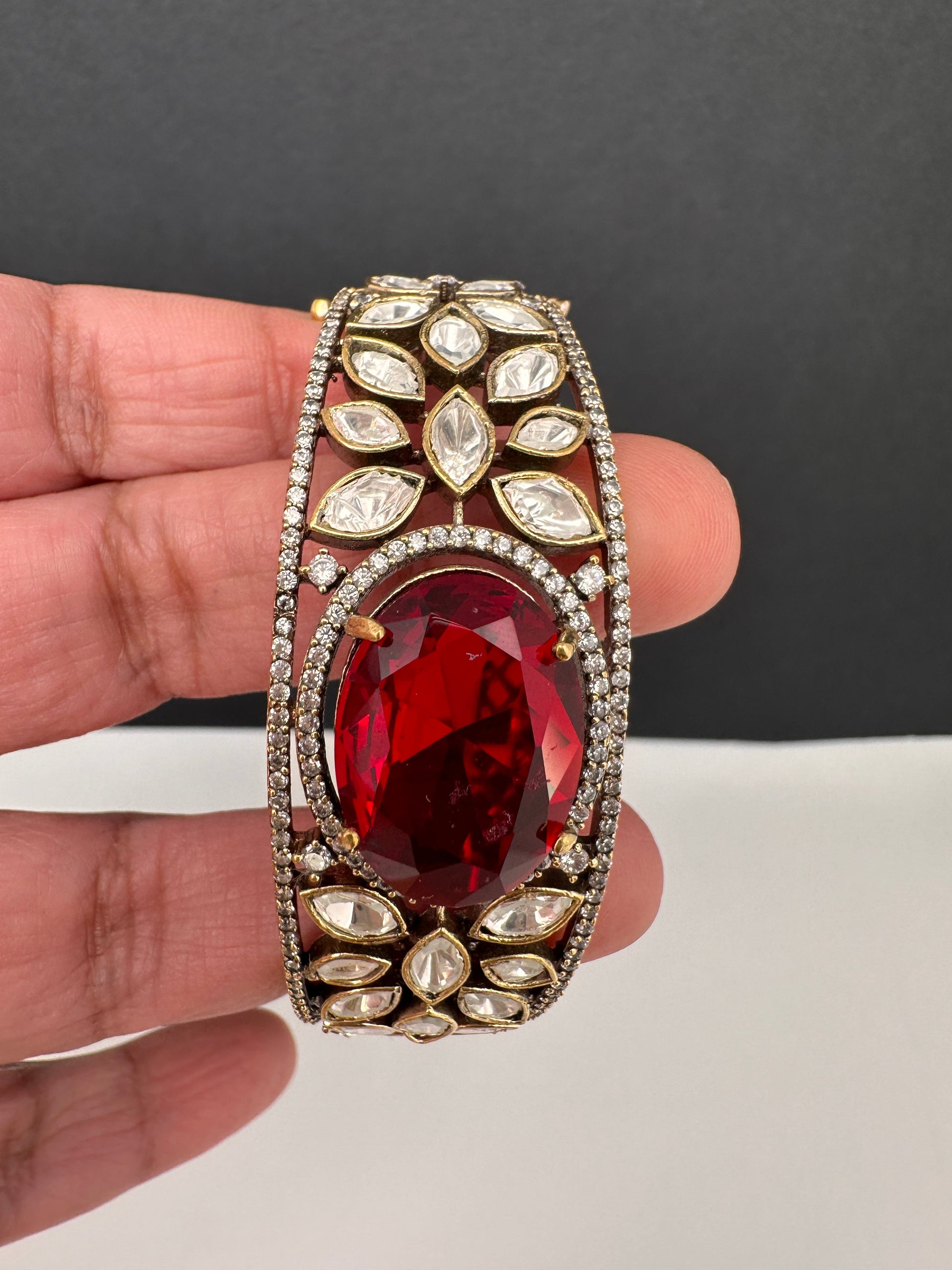 Moissanite Kundan openable victorian finish color beads bracelet - Red