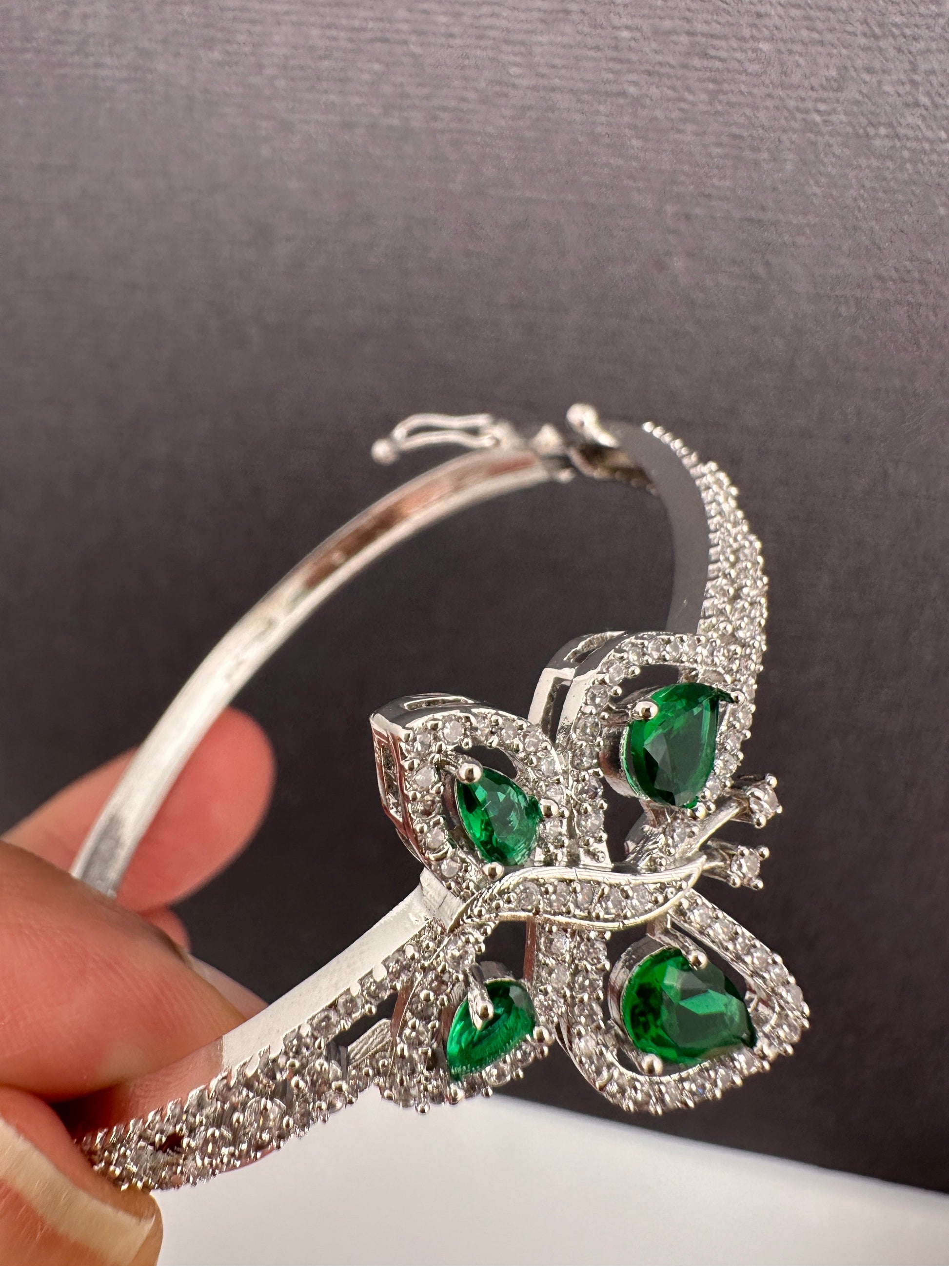 CZ Silver Finish Color Stone Openable Bracelet - Green
