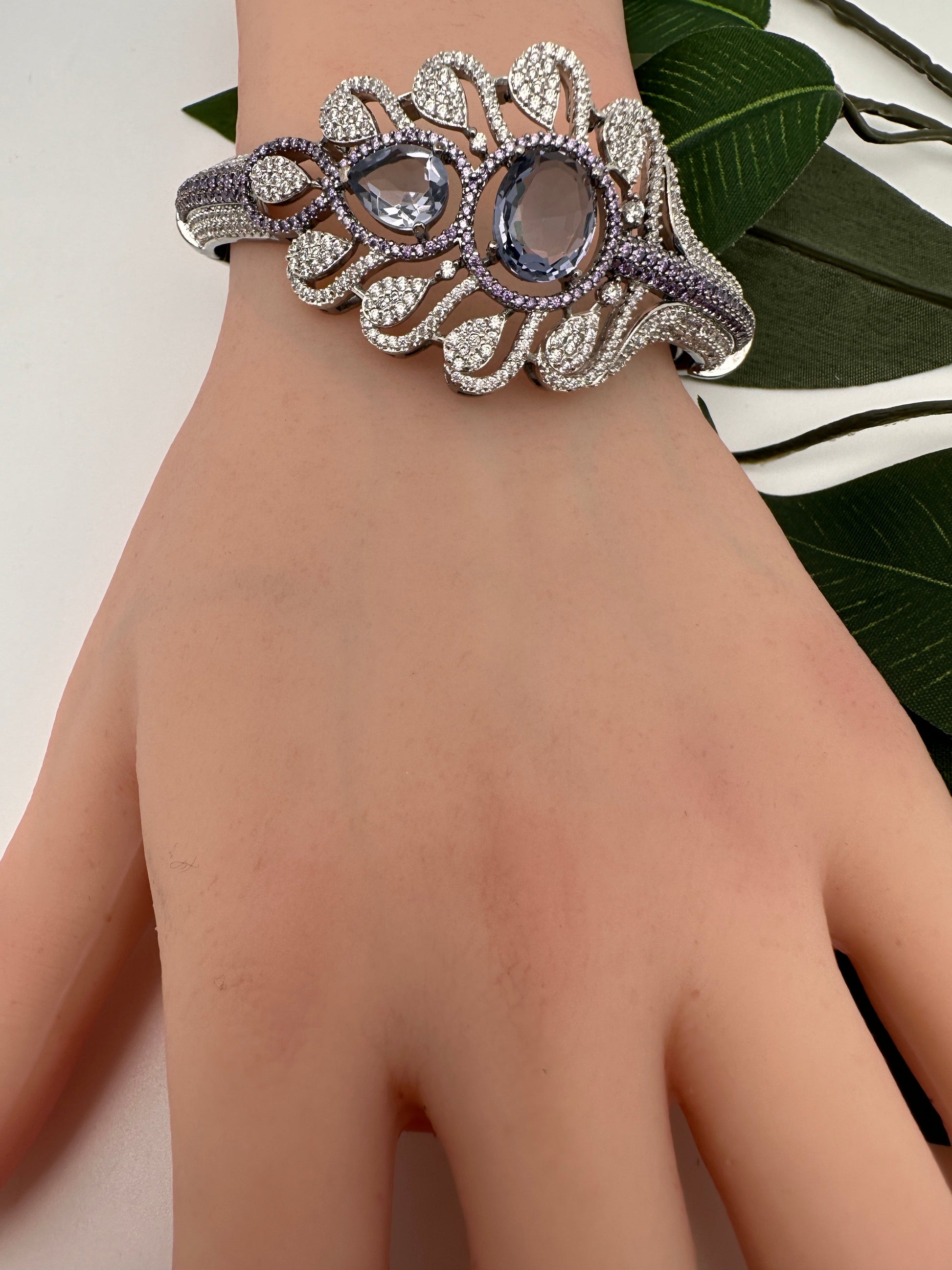 CZ Victorian Micro Setting Finish Color Stone Openable Bracelet - Purple