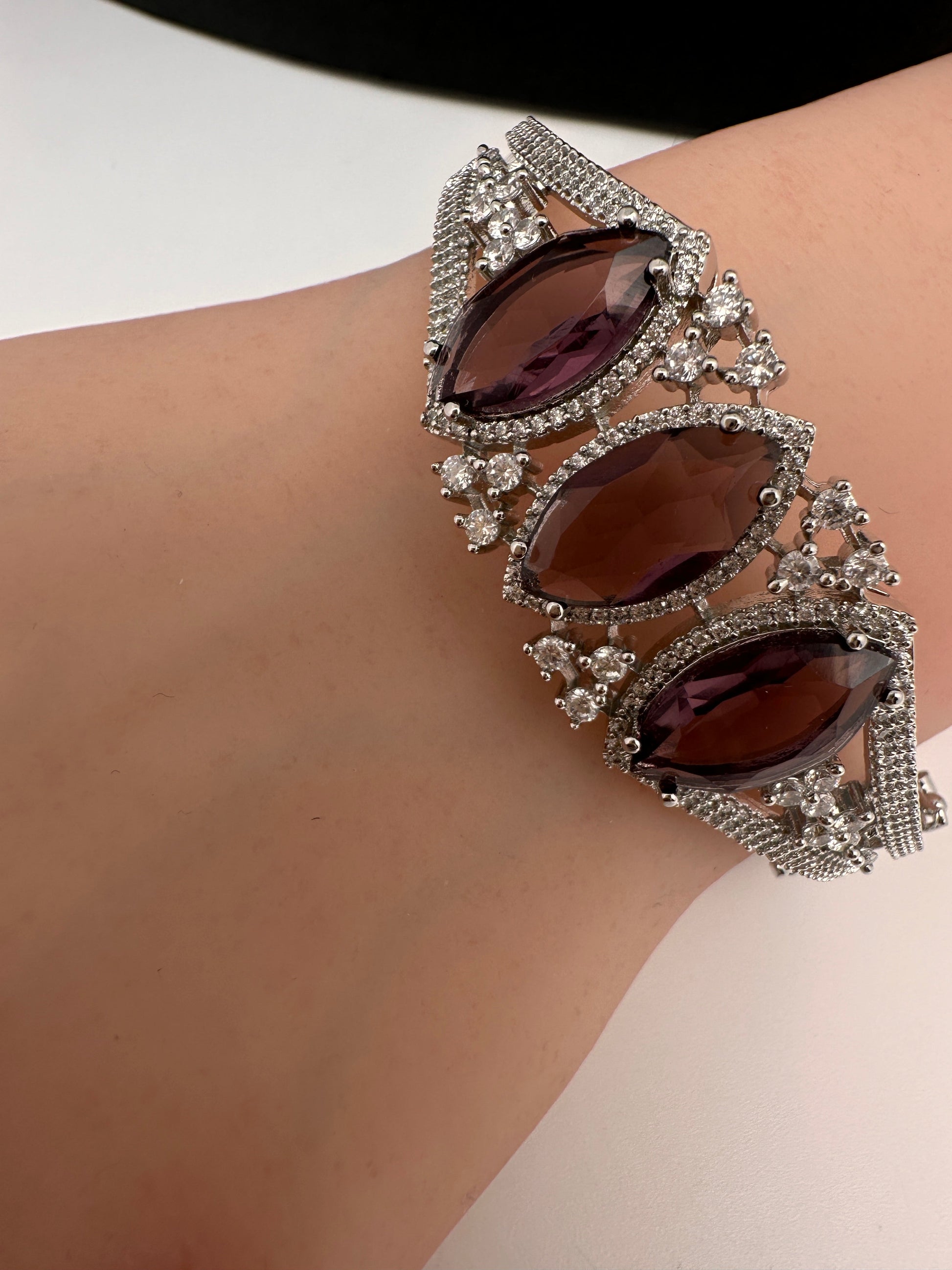 Silver Color Stone Openable Bracelet - Purple