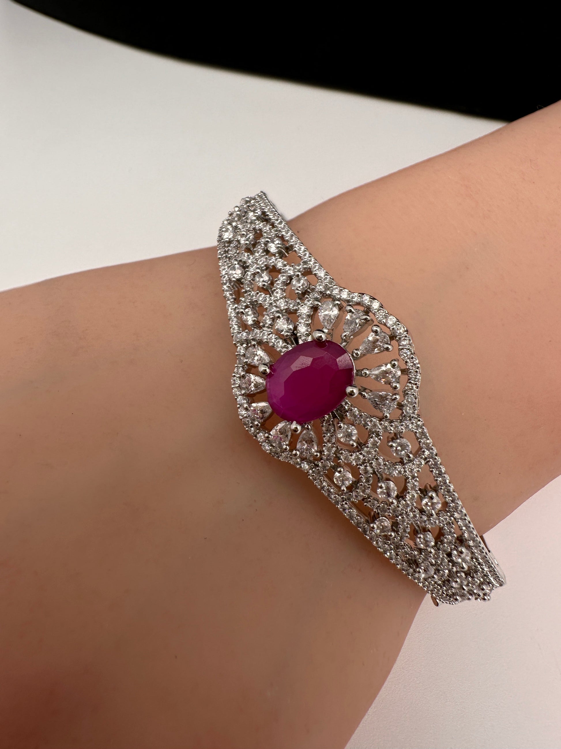 Silver Color Stone Openable Bracelet - Red