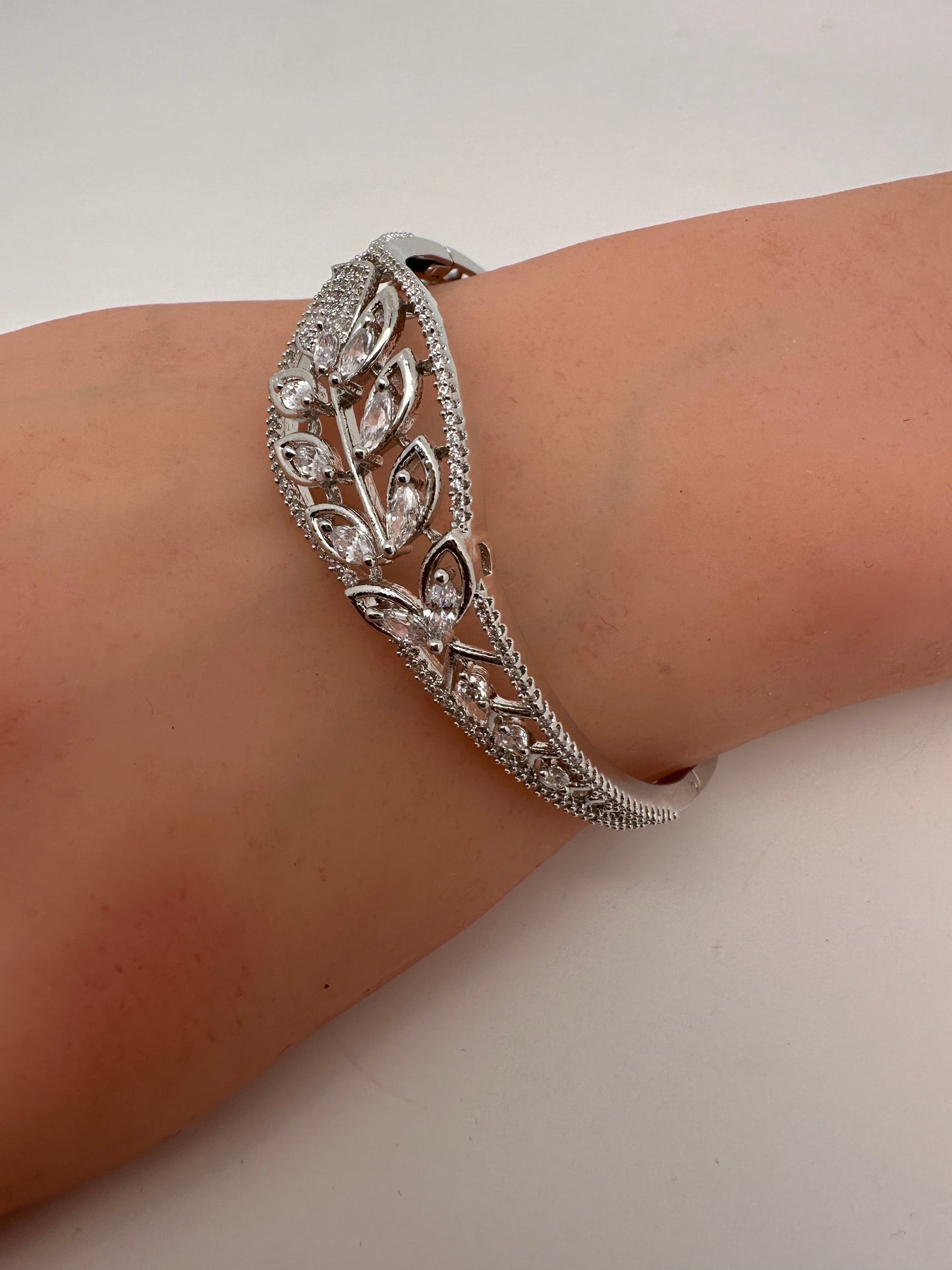 AD Silver Openable Kada Bracelet