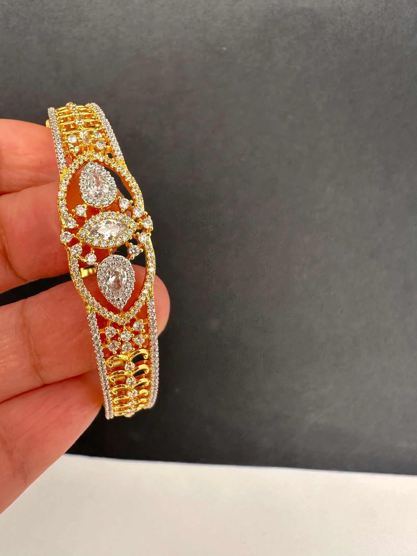 AD Gold Dual Finish Openable Kada Bracelet