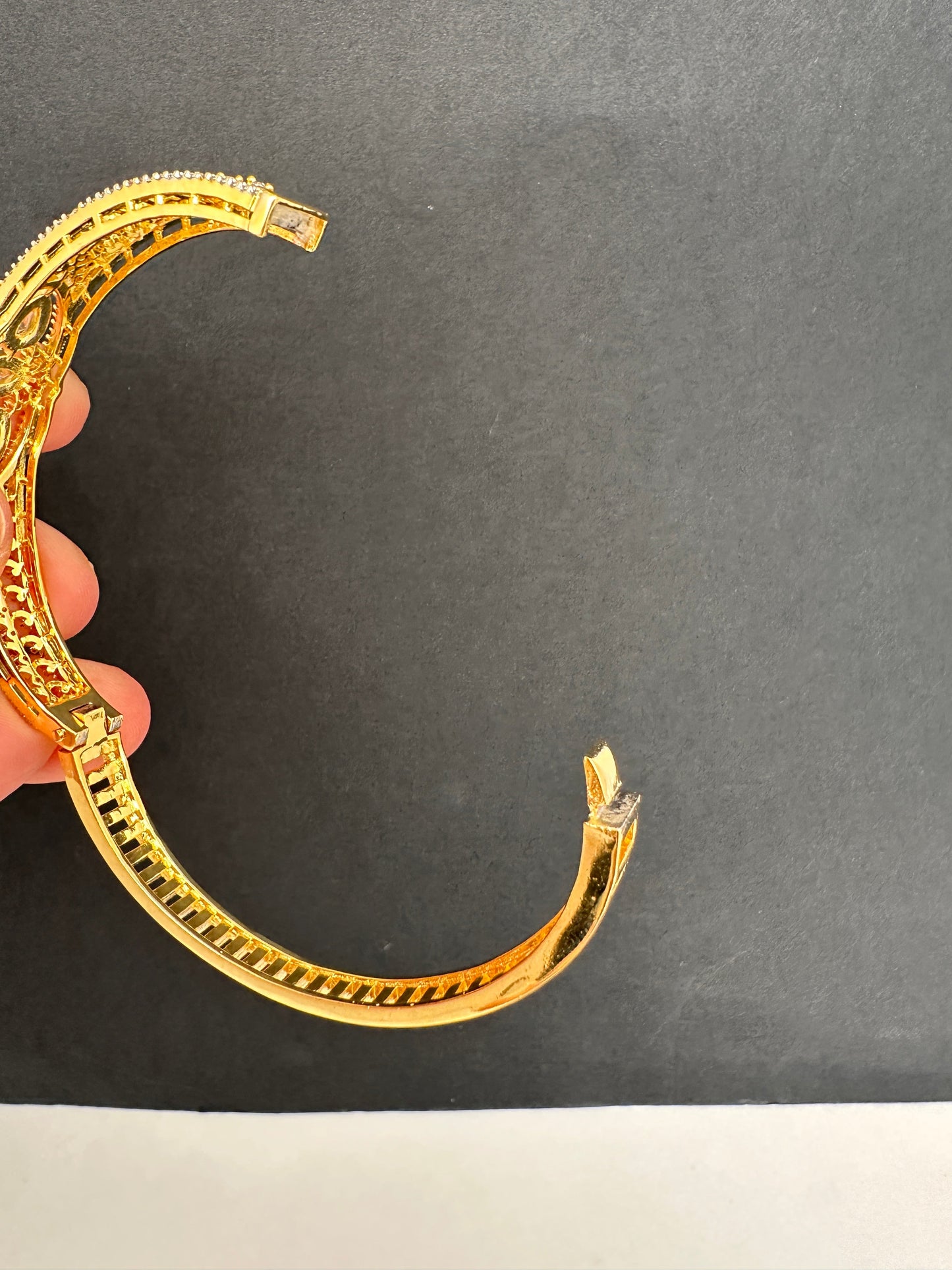 AD Gold Dual Finish Openable Kada Bracelet