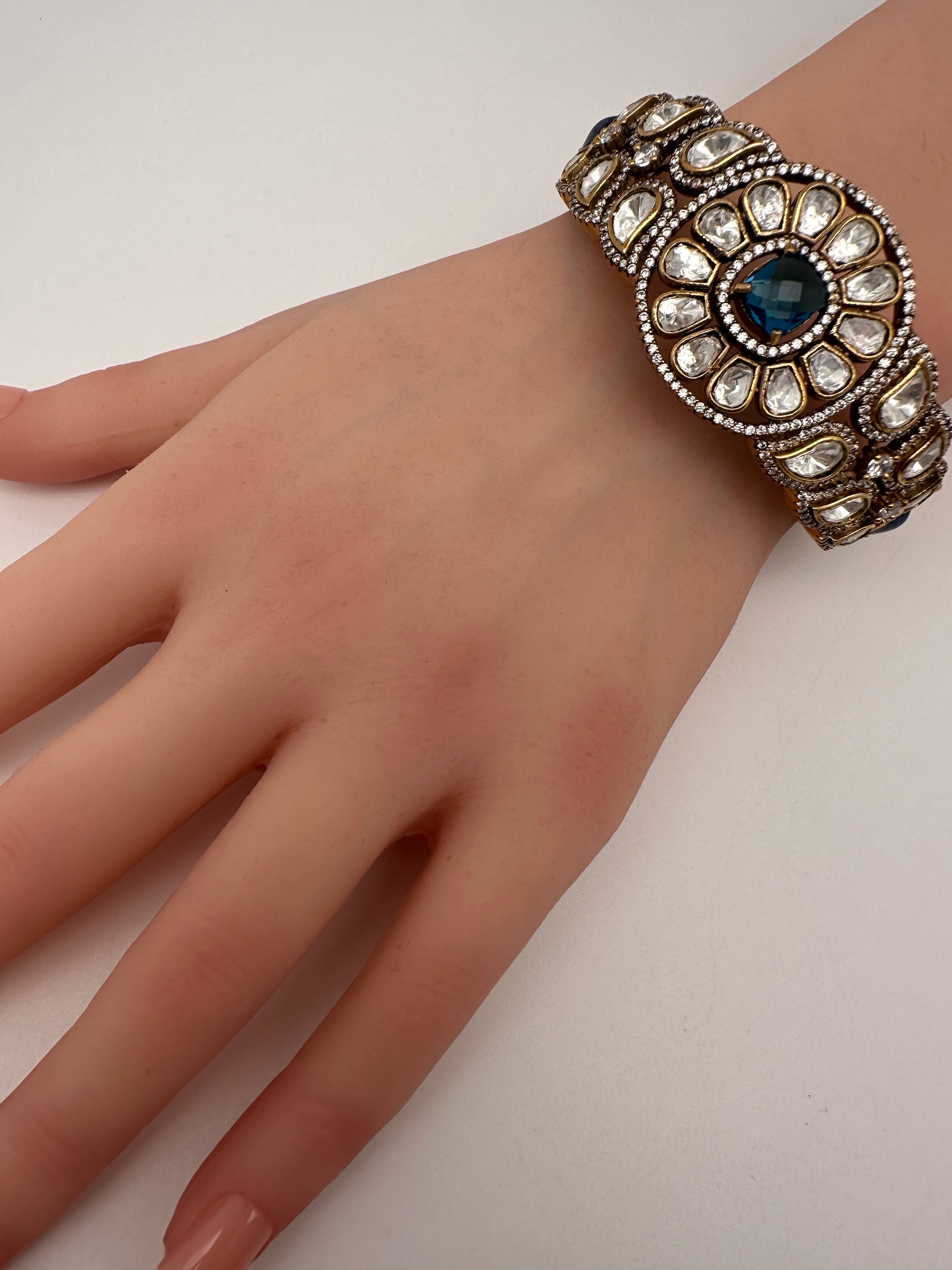 Kundan Color Stone Openable Kada Bracelet - Green