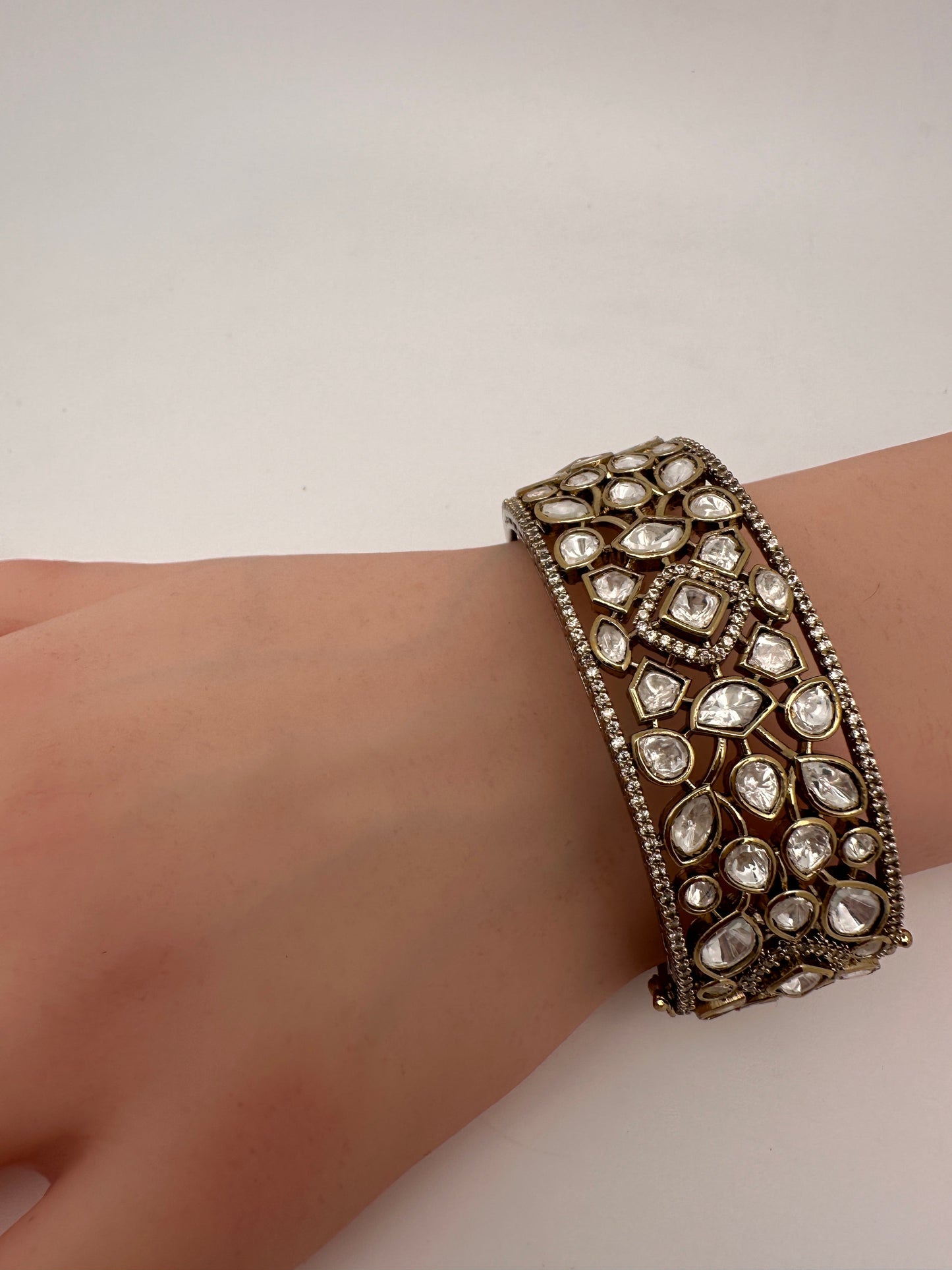 Kundan Openable Kada Bracelet