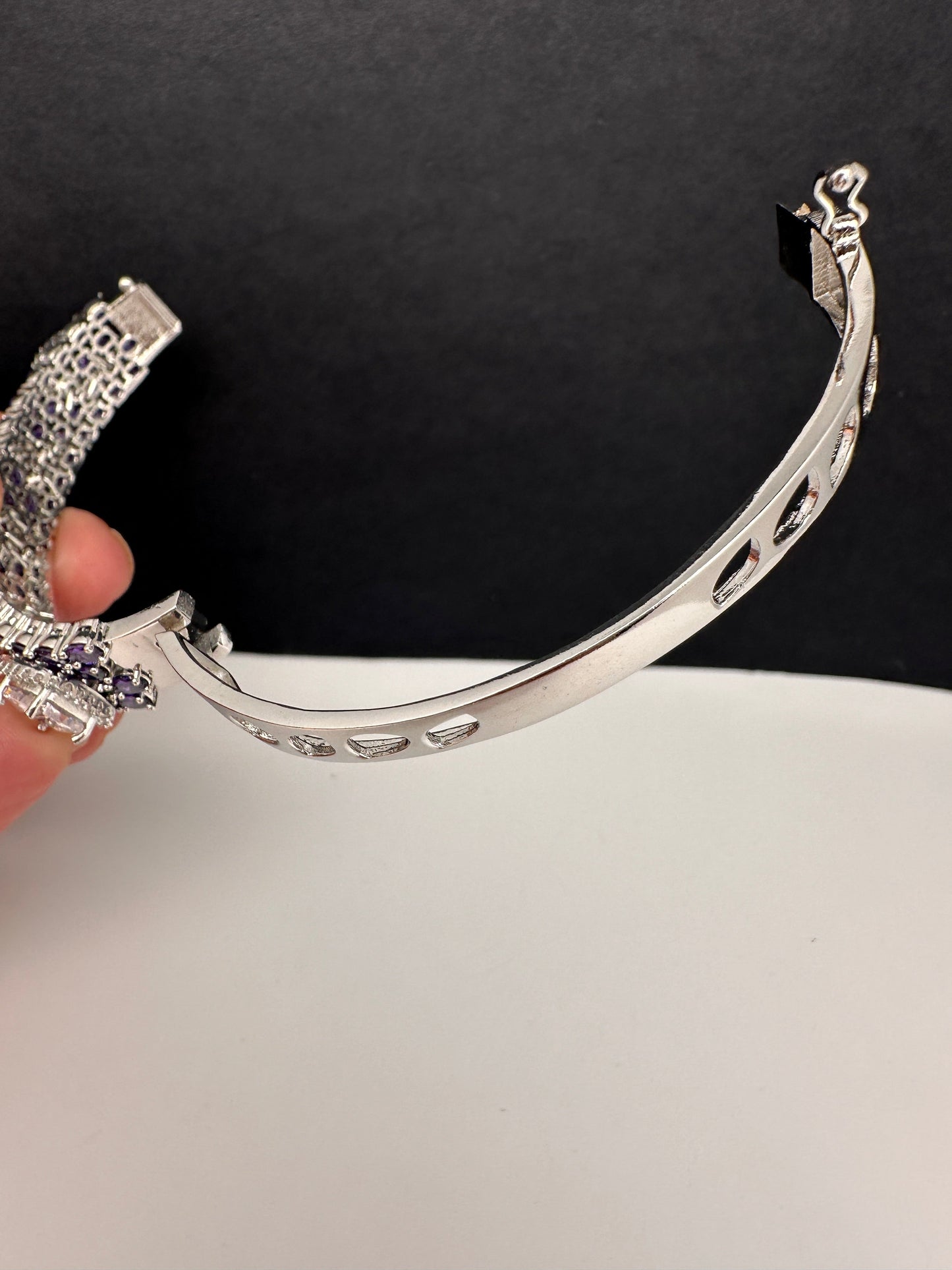 Moissanite AD Color Stone Openable Silver Bracelet - Red