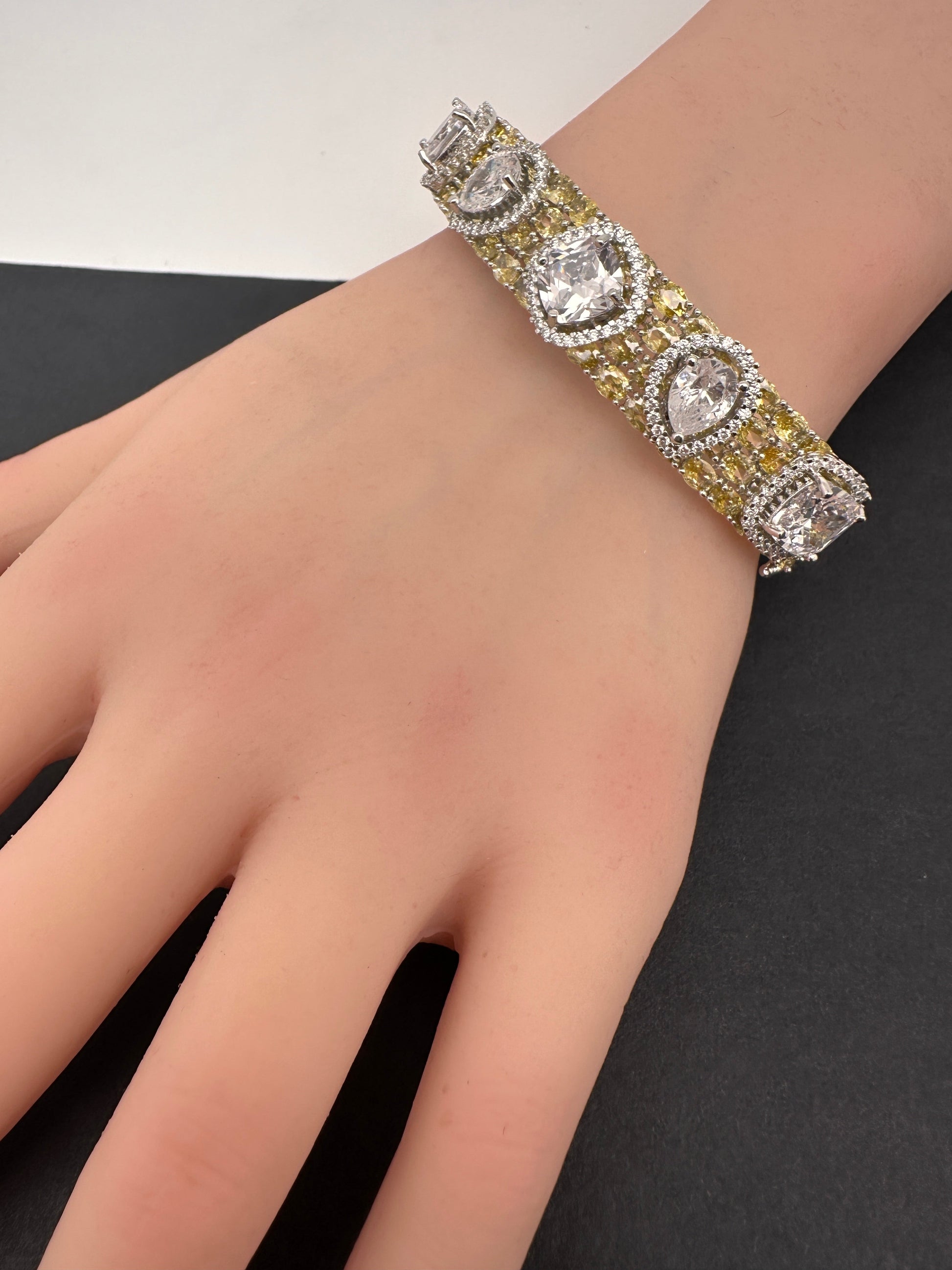 Moissanite AD Color Stone Openable Silver Bracelet - Yellow