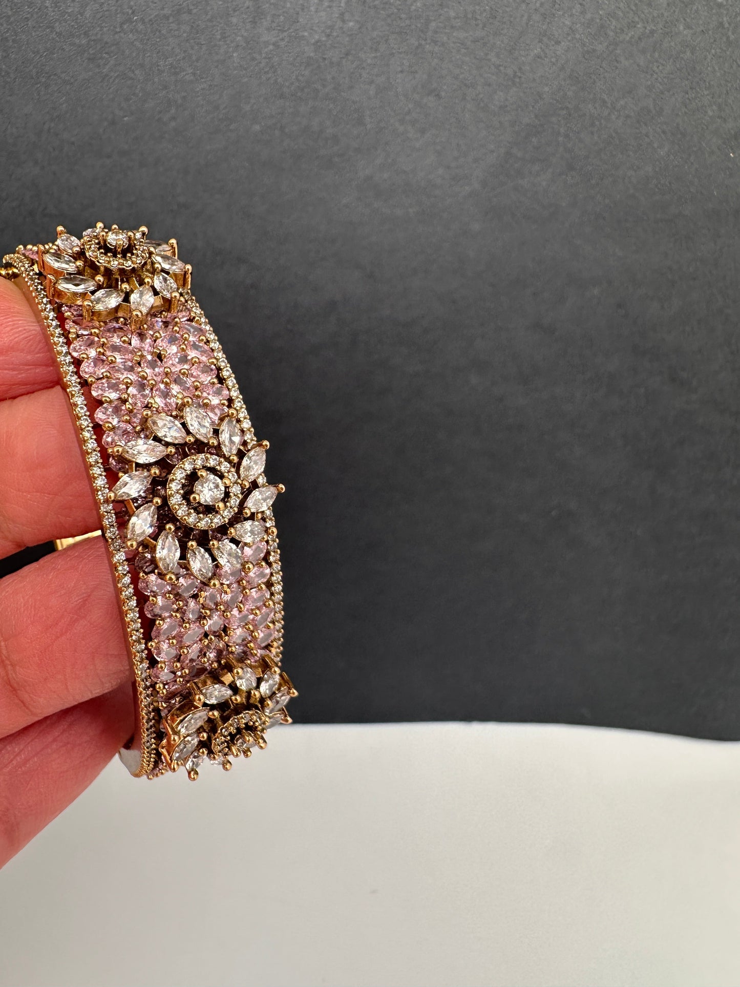 AD Color Stone Openable Matte Bracelet - Pink
