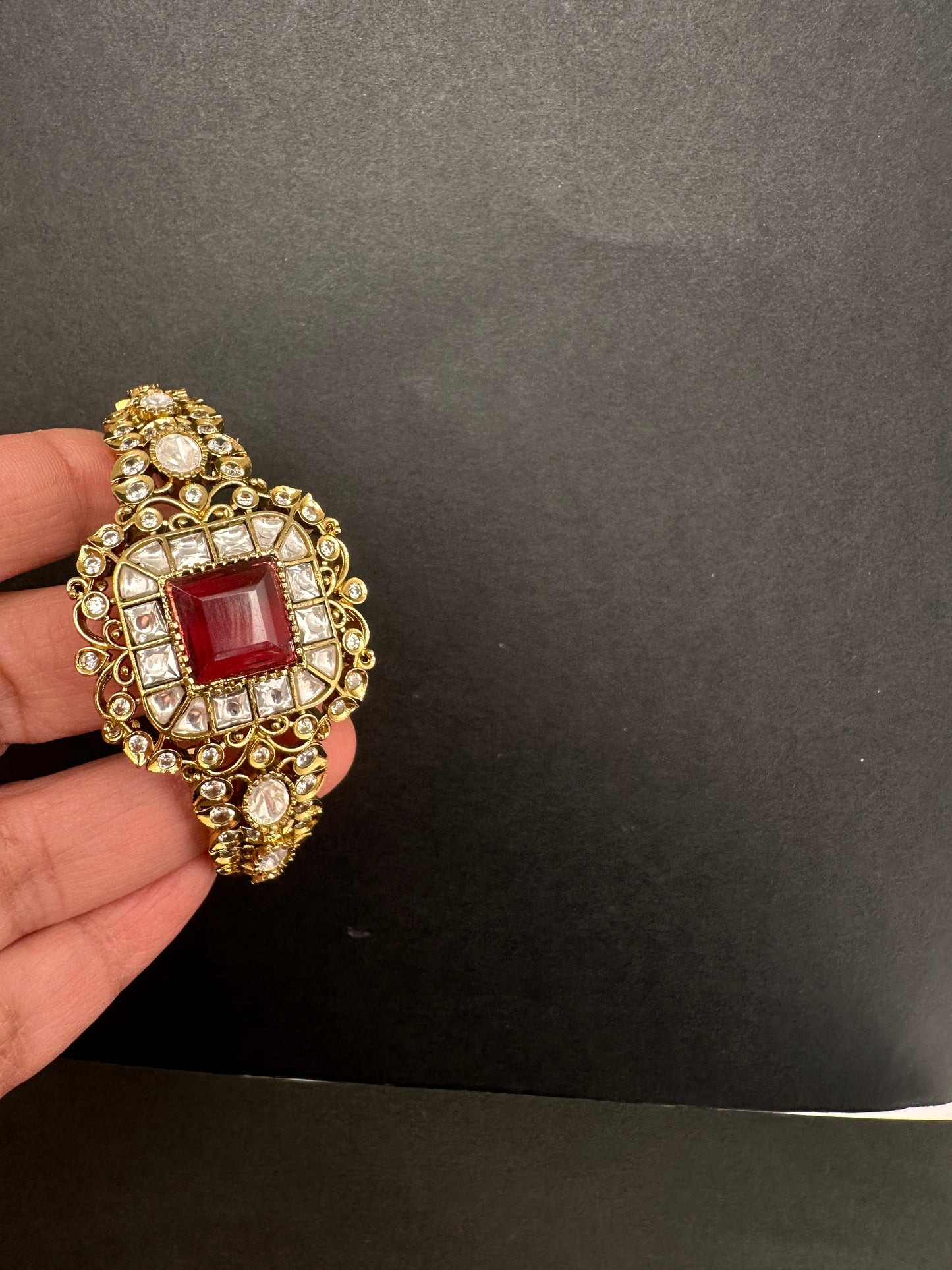 Victorian Moissanite Color Openable Kada Bracelet - Red