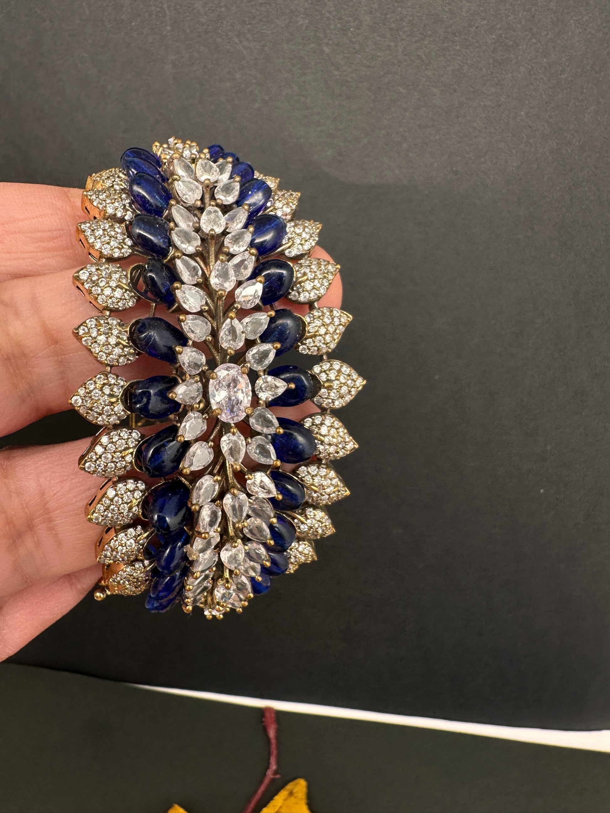 Victorian AD Color Openable Kada Bracelet - Blue
