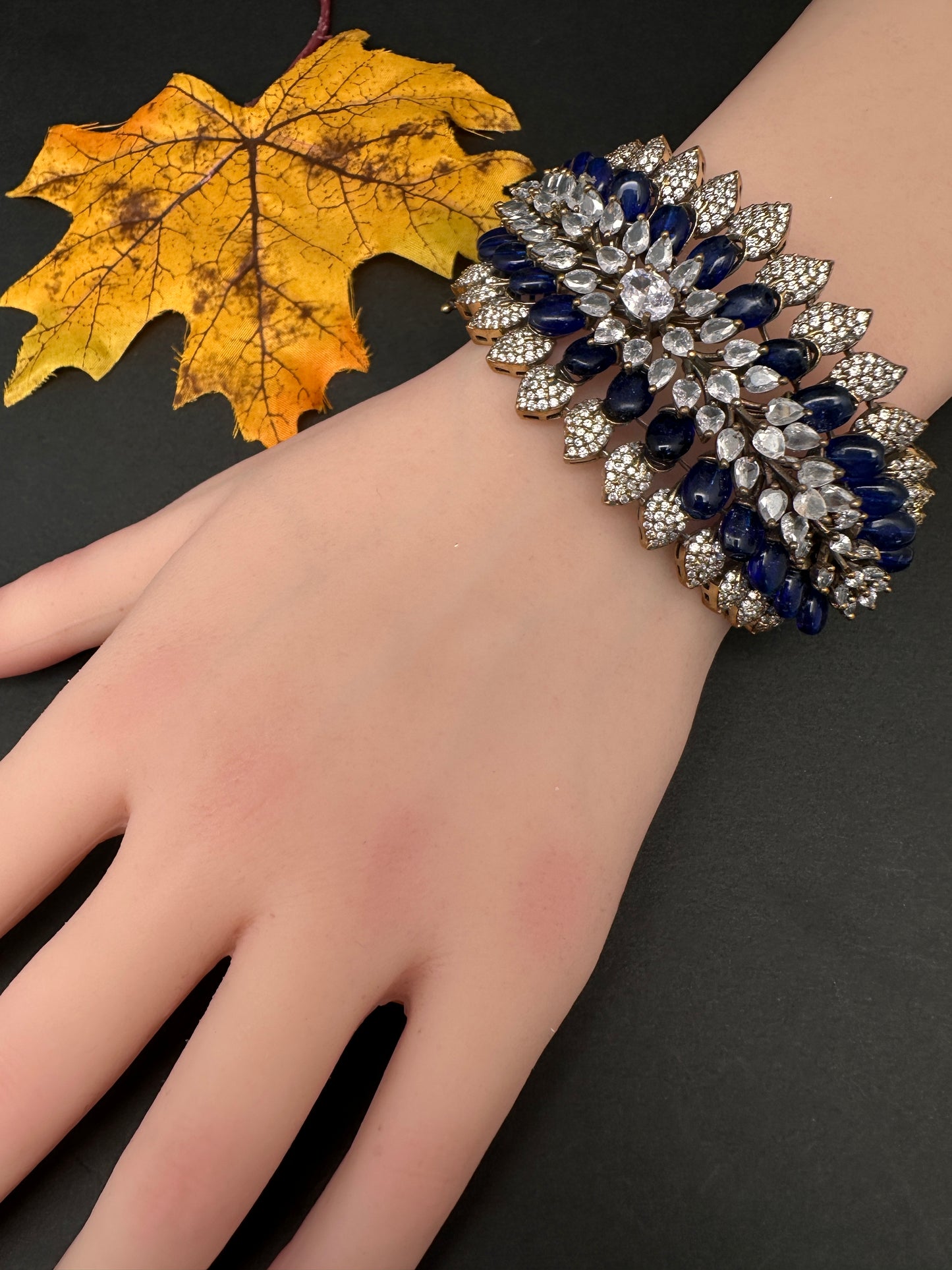 Victorian AD Color Openable Kada Bracelet - Blue