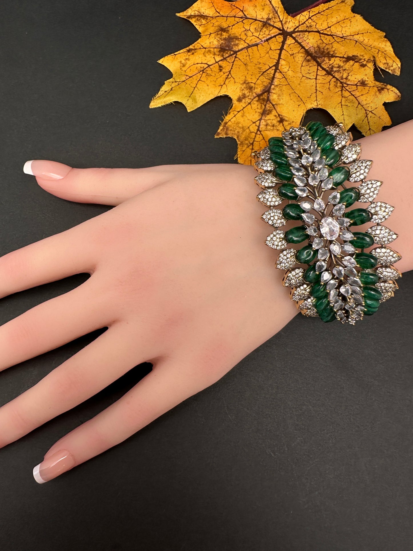 Victorian AD Color Openable Kada Bracelet - Green