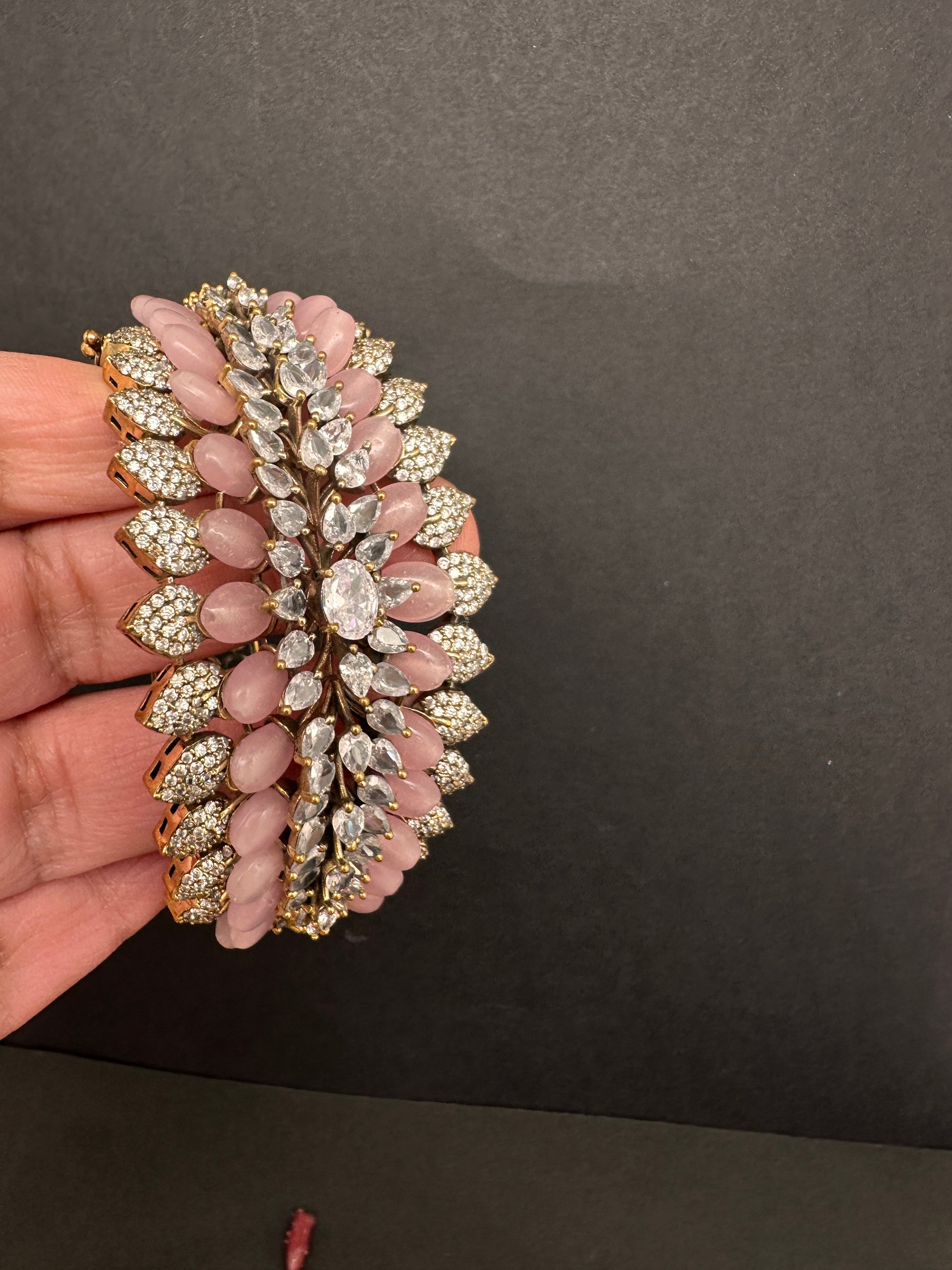 Victorian AD Color Openable Kada Bracelet - Pink