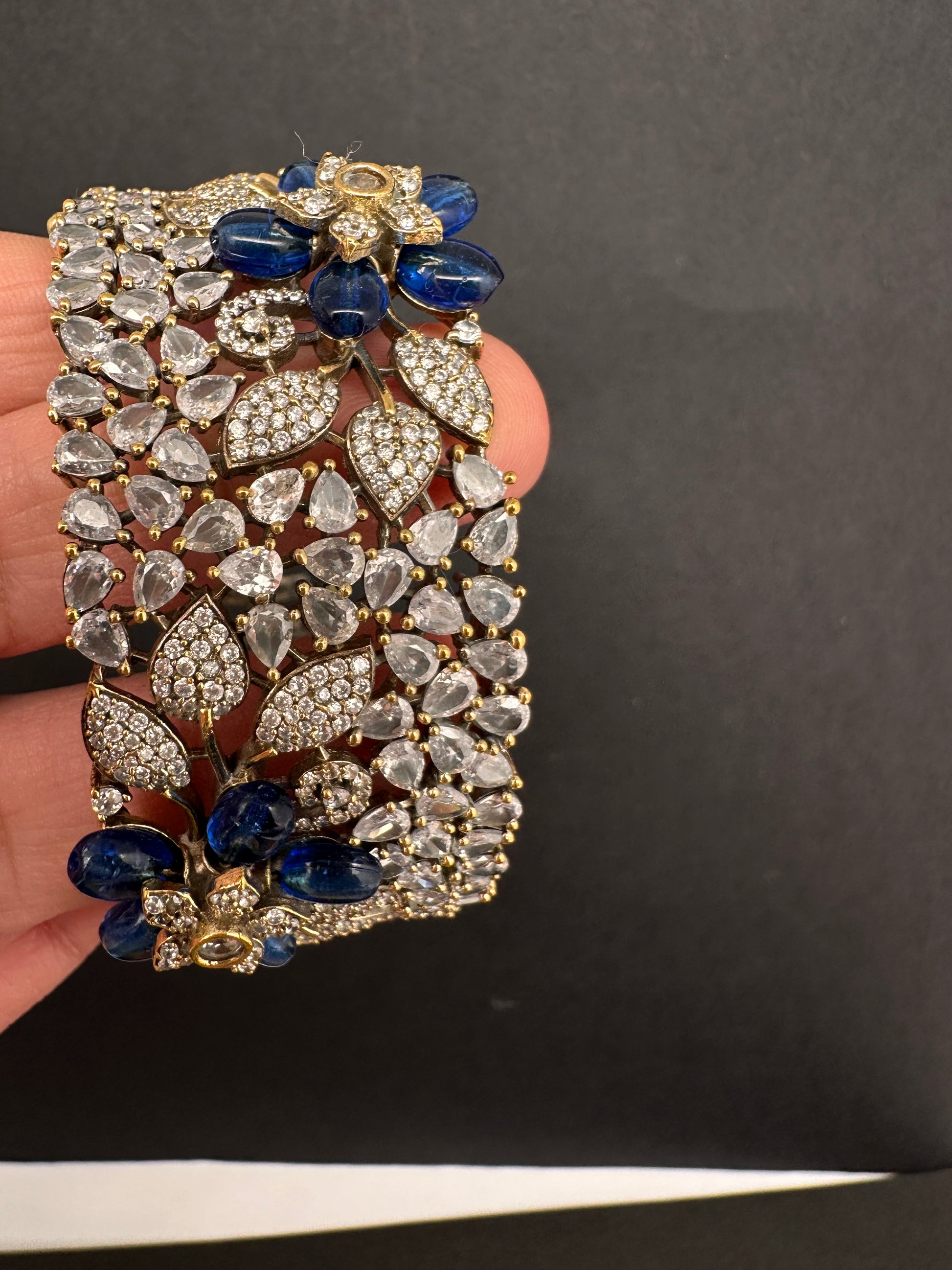 Victorian AD Beads Floral Color Openable Kada Bracelet - Blue