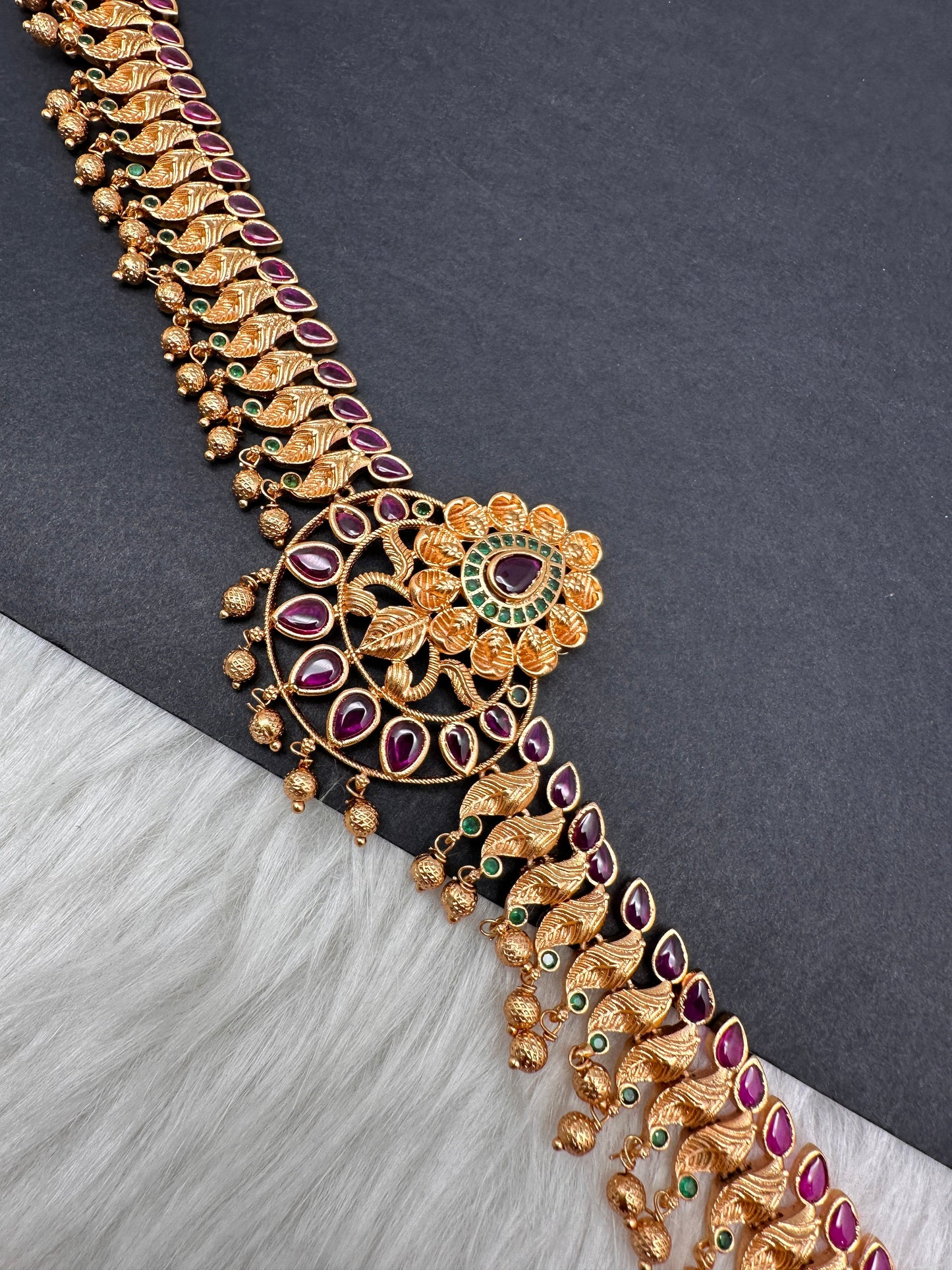 Sleek Red Kemp Green Stone Matte Finish Floral Design Hip Chain Vaddanam