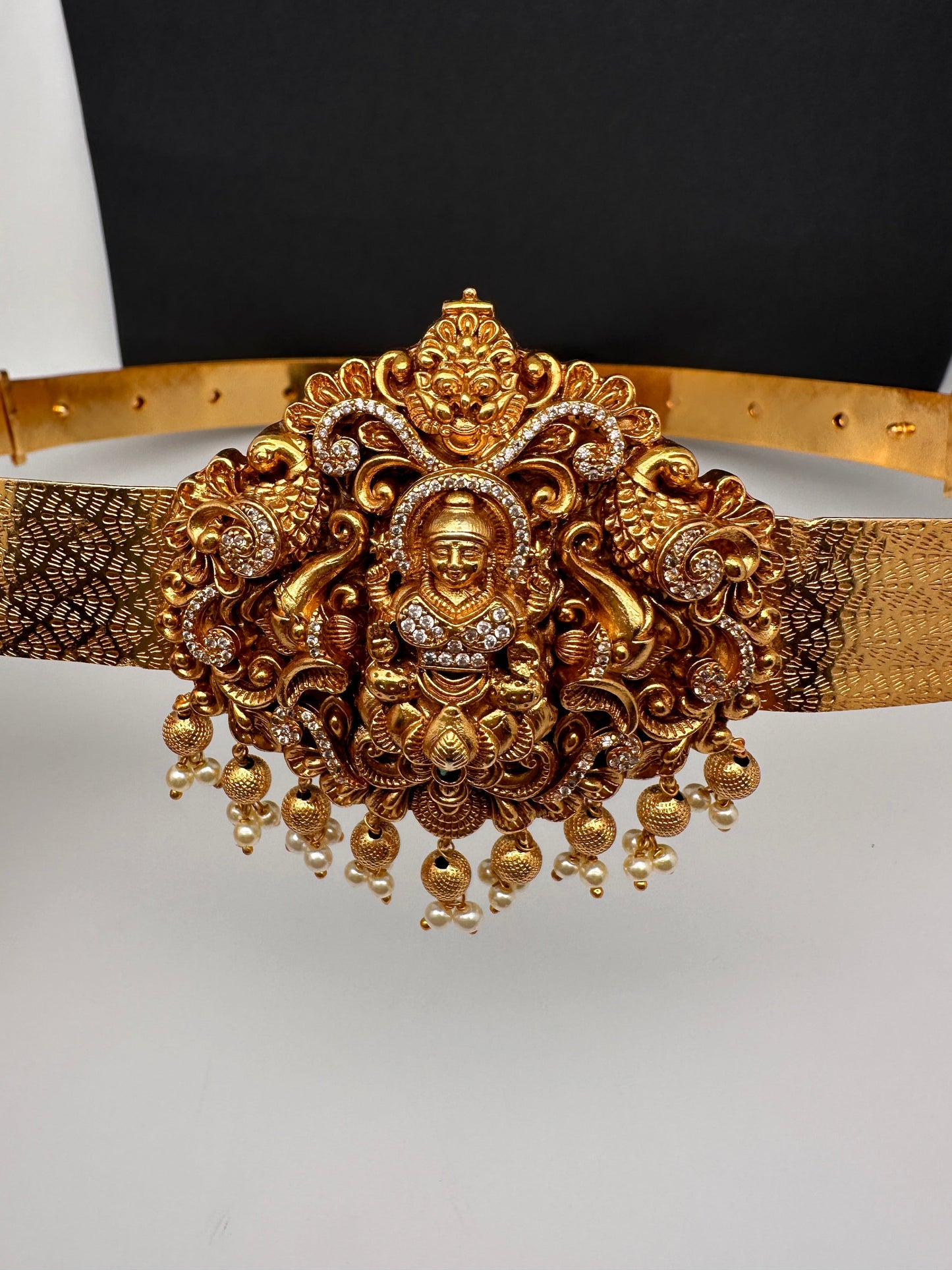 Goddess Lakshmi Motif Pendent Self Design Hip Belt Vaddanam