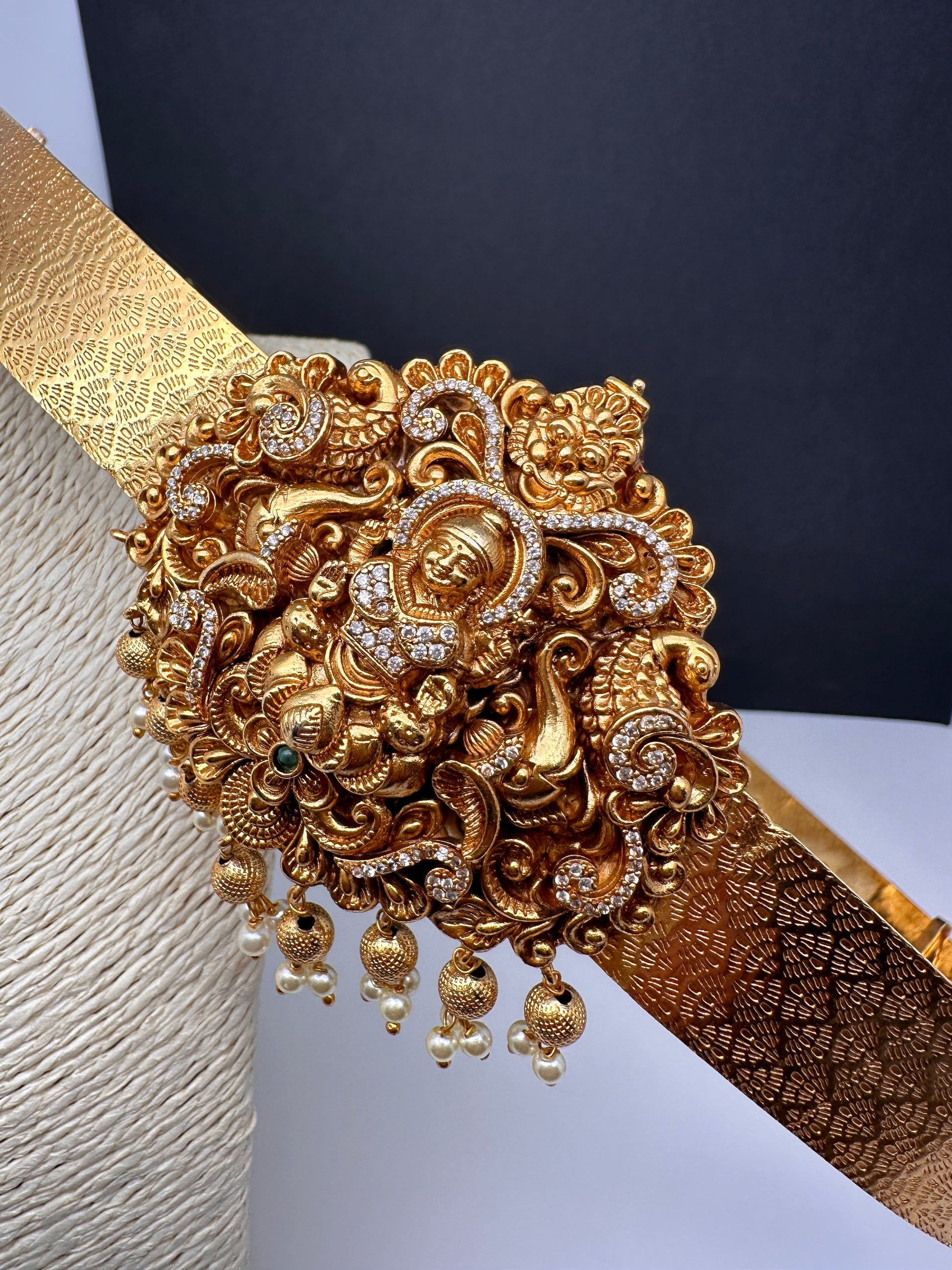 Vaddanam Metal Hip Belt Beautiful Gold Plated Temple Design