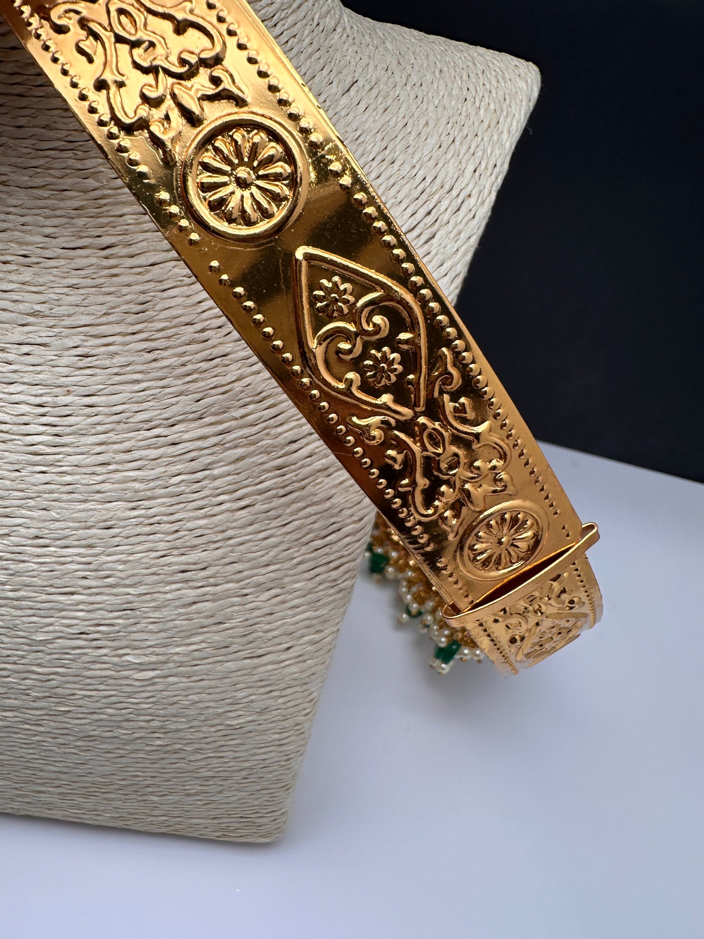Goddess Lakshmi Nakshi Antique Matte Finish Hip Belt Kamarbandh with Green beads