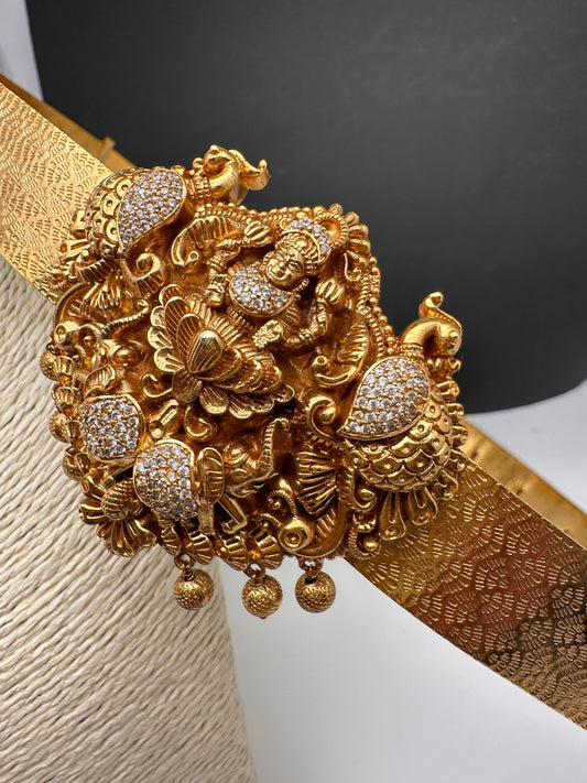 Matte Goddess Lakshmi Motif Hip Belt Kamarbandh