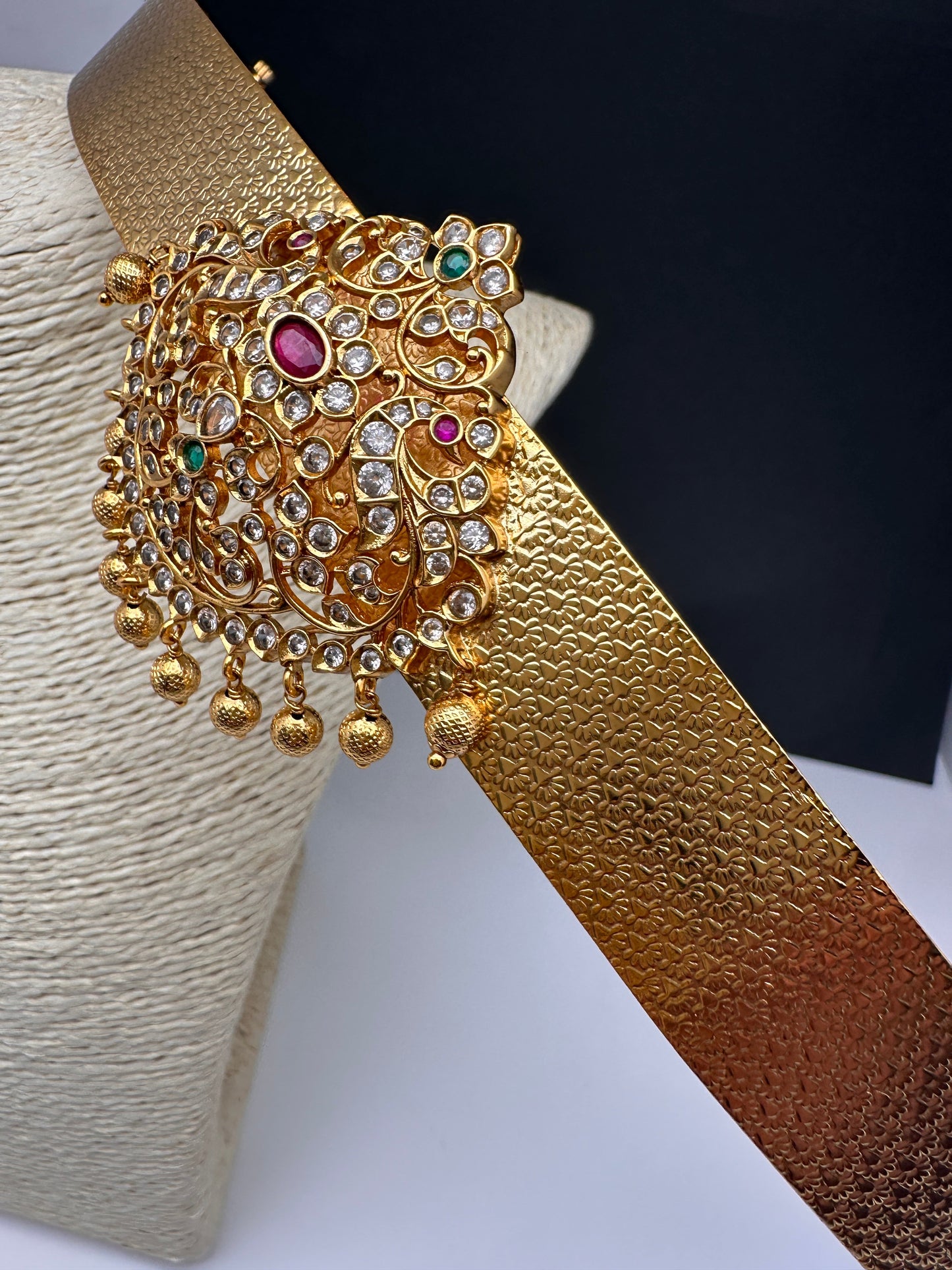 CZ Multi Stone Pendent Hip Belt Vaddanam