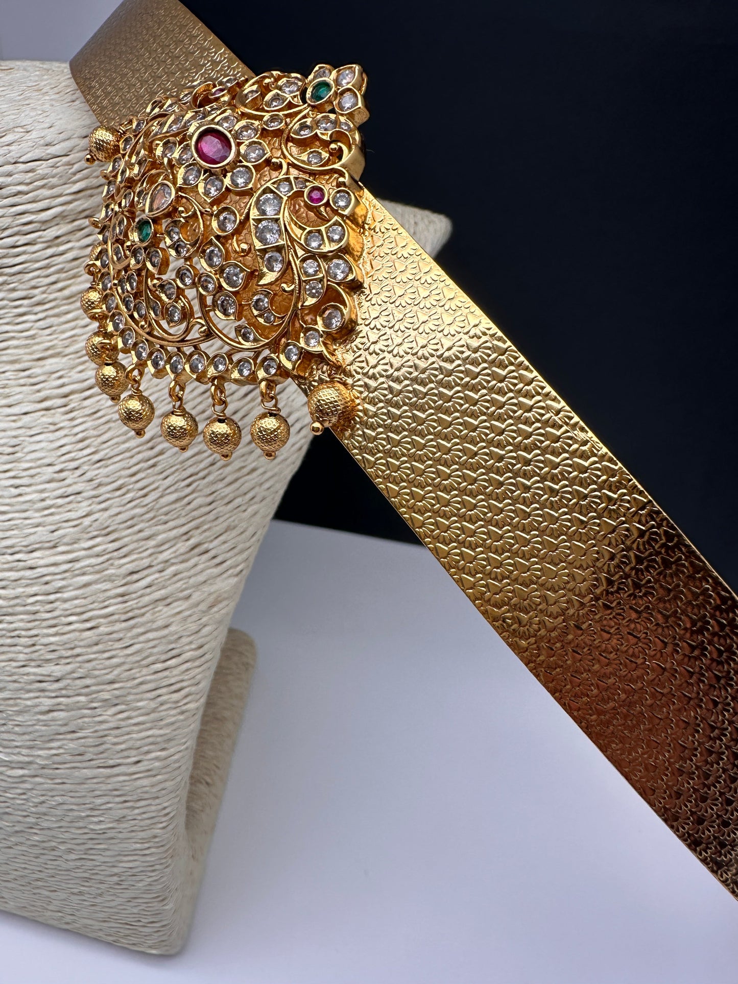 CZ Multi Stone Pendent Hip Belt Vaddanam