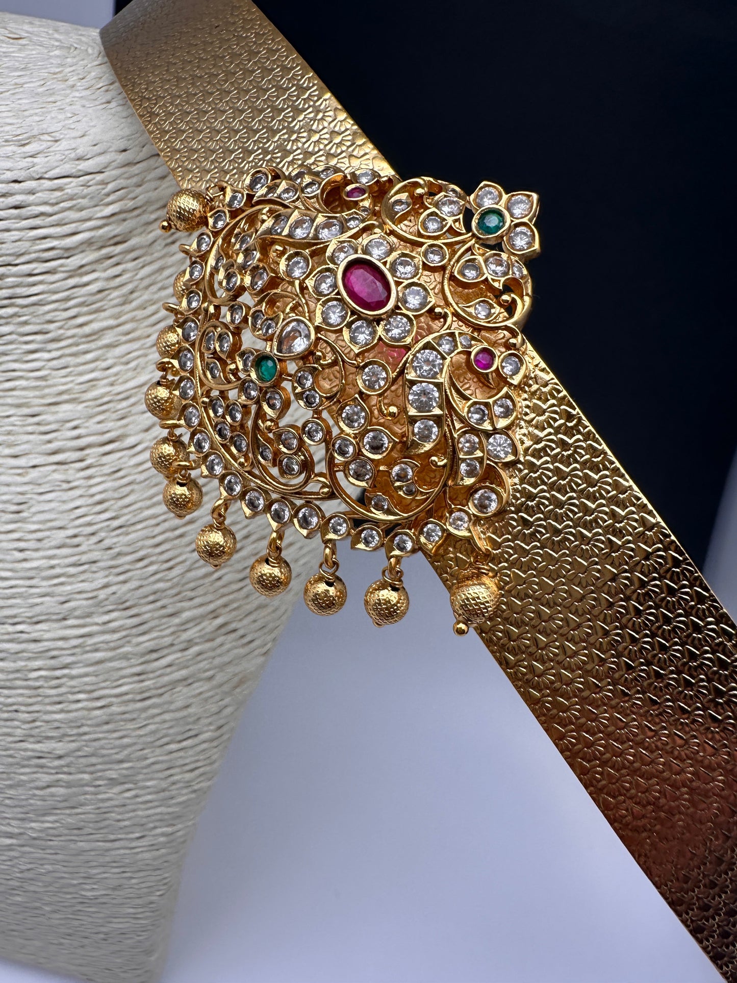 CZ Multi Stone Pendent Hip Belt Vaddanam