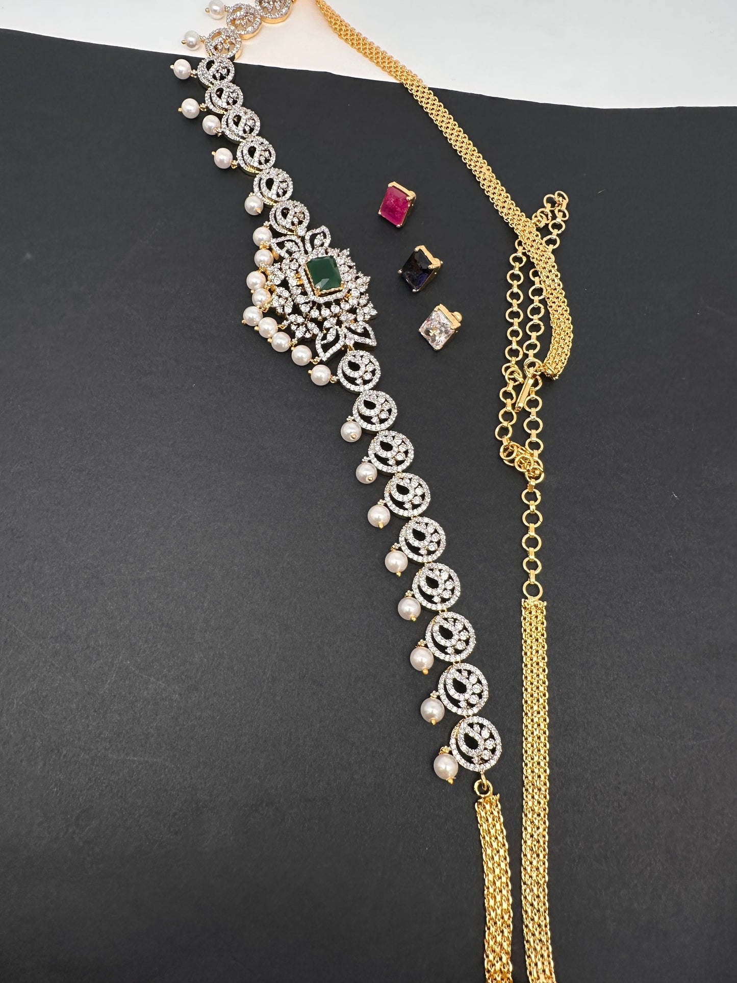 AD Kamarband Hip Chain With Changabale Stones Finish