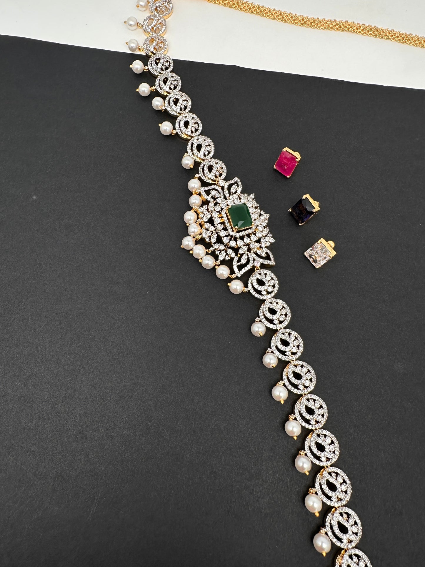 AD Kamarband Hip Chain With Changabale Stones Finish