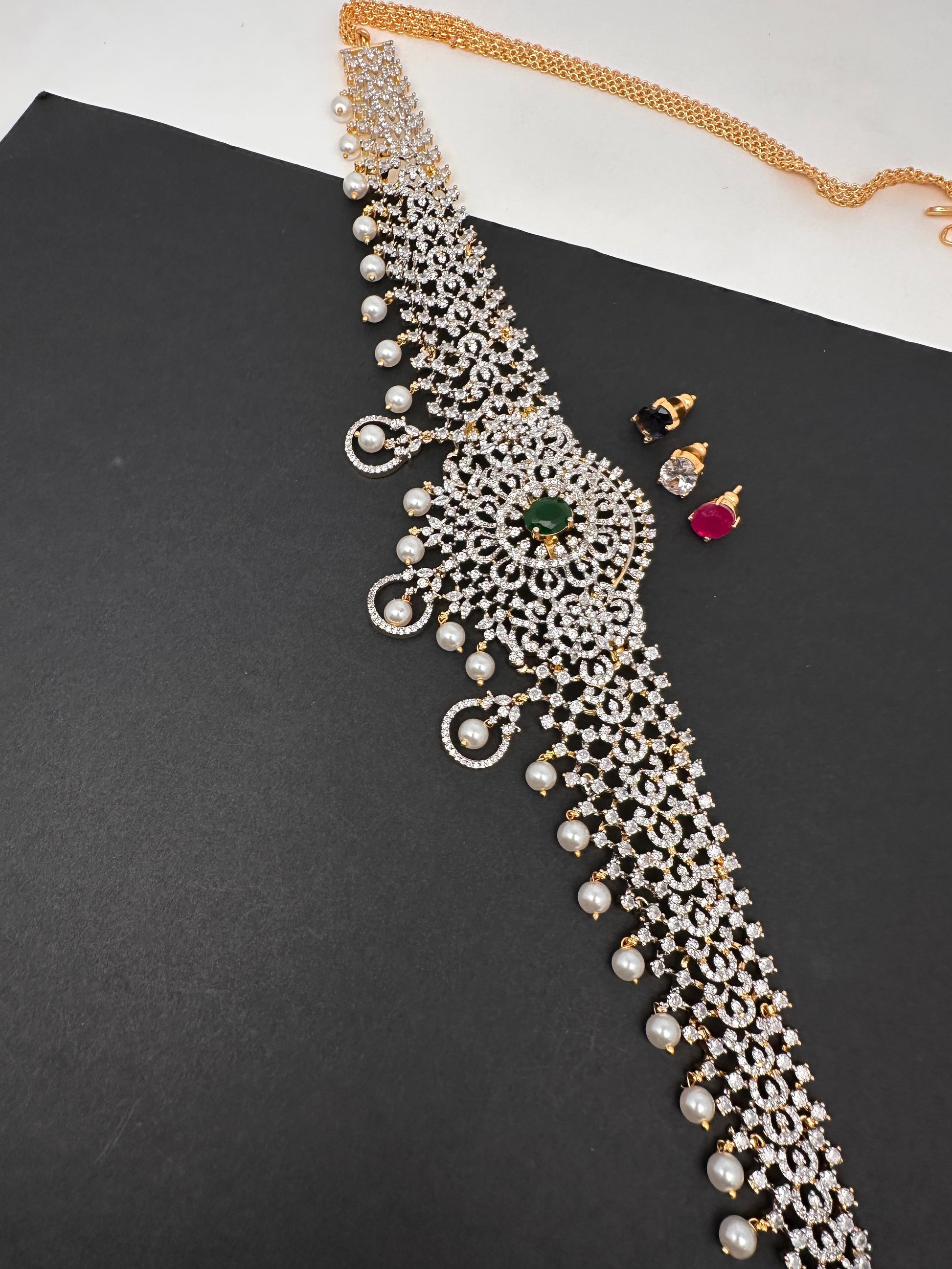 AD Kamarband Hip Chain With Changabale Stones Finish