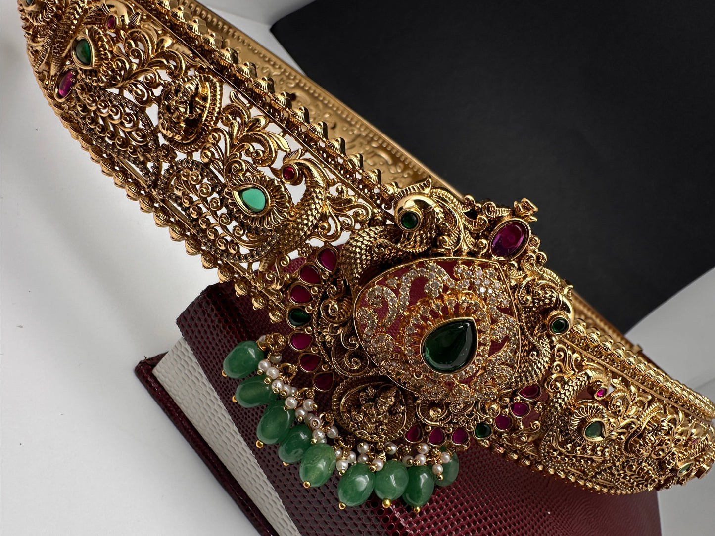 Matte Goddess Lakshmi Kundan Potta Stones Hip Belt Kamarbandh