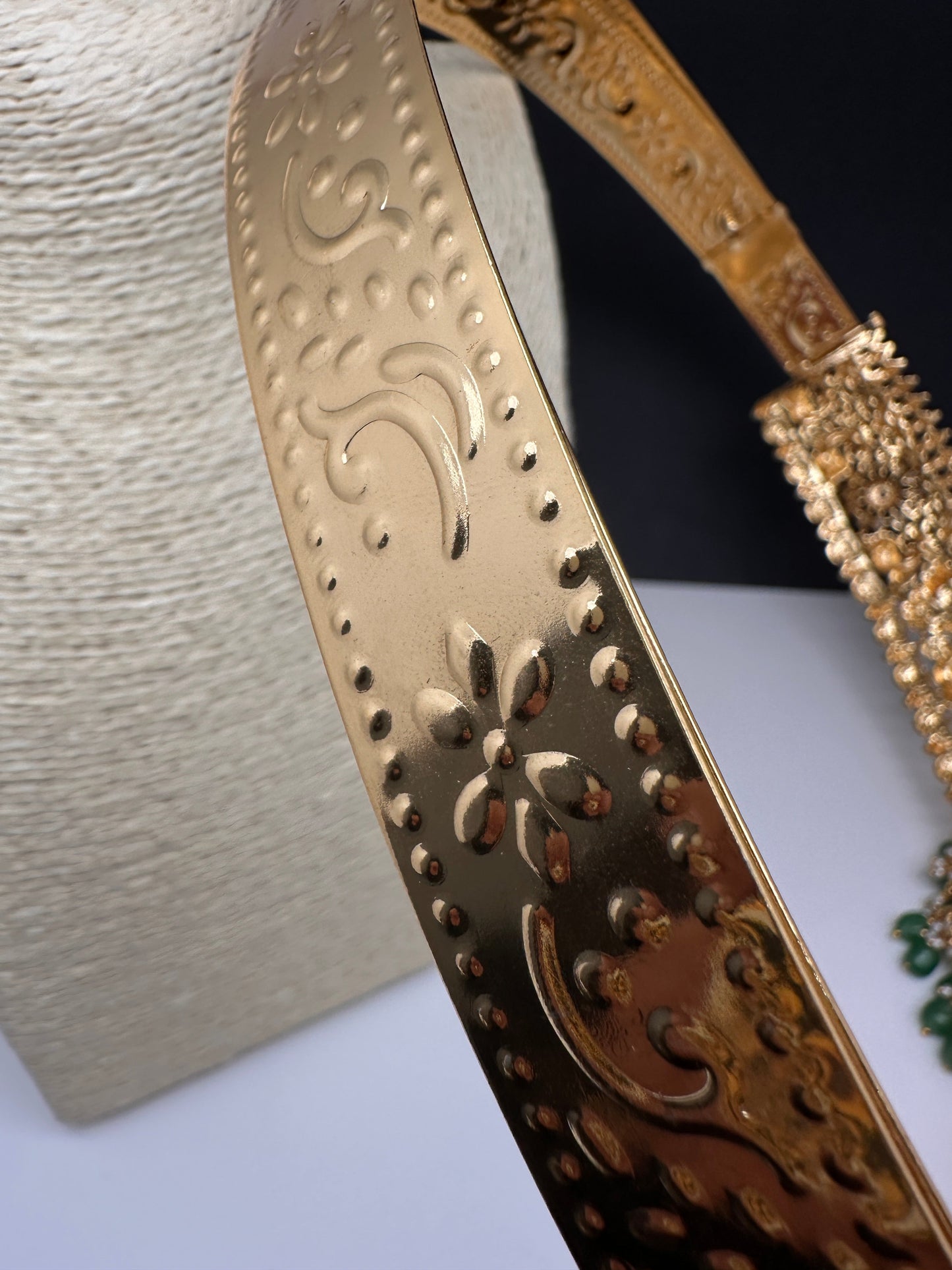 Matte Goddess Lakshmi Green Potta Stones Hip Belt Kamarbandh