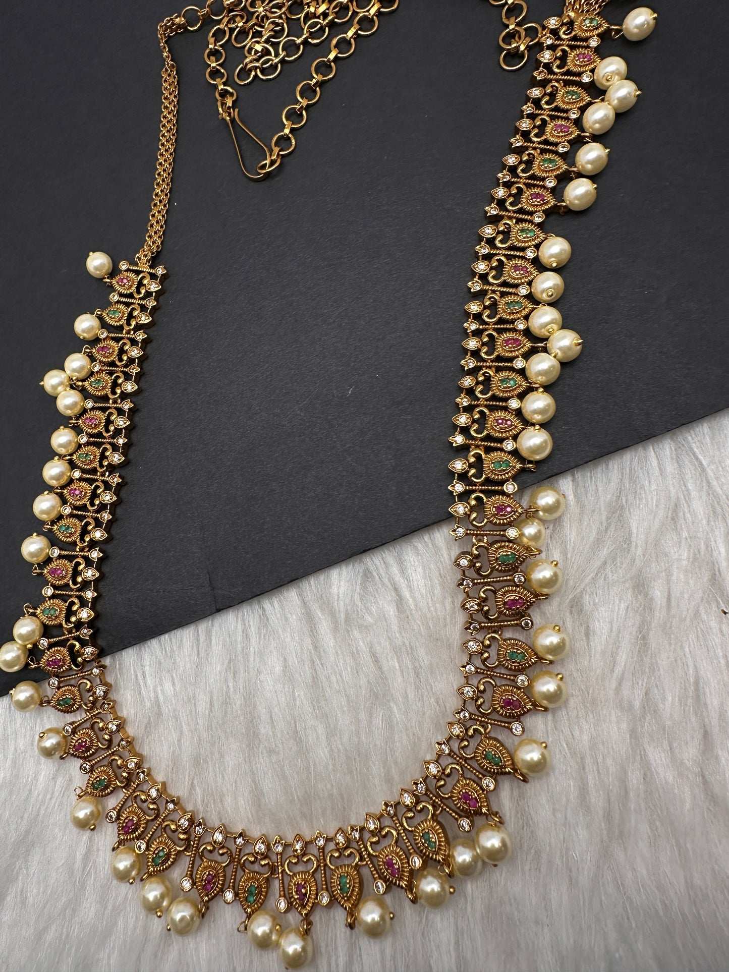 Sleek Kemp Multi Color Matte Hip Chain Belt