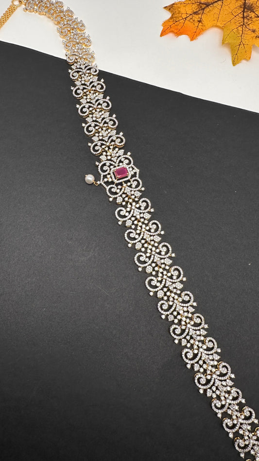 Sleek Diamond Finish Hip Chain Belt - Red