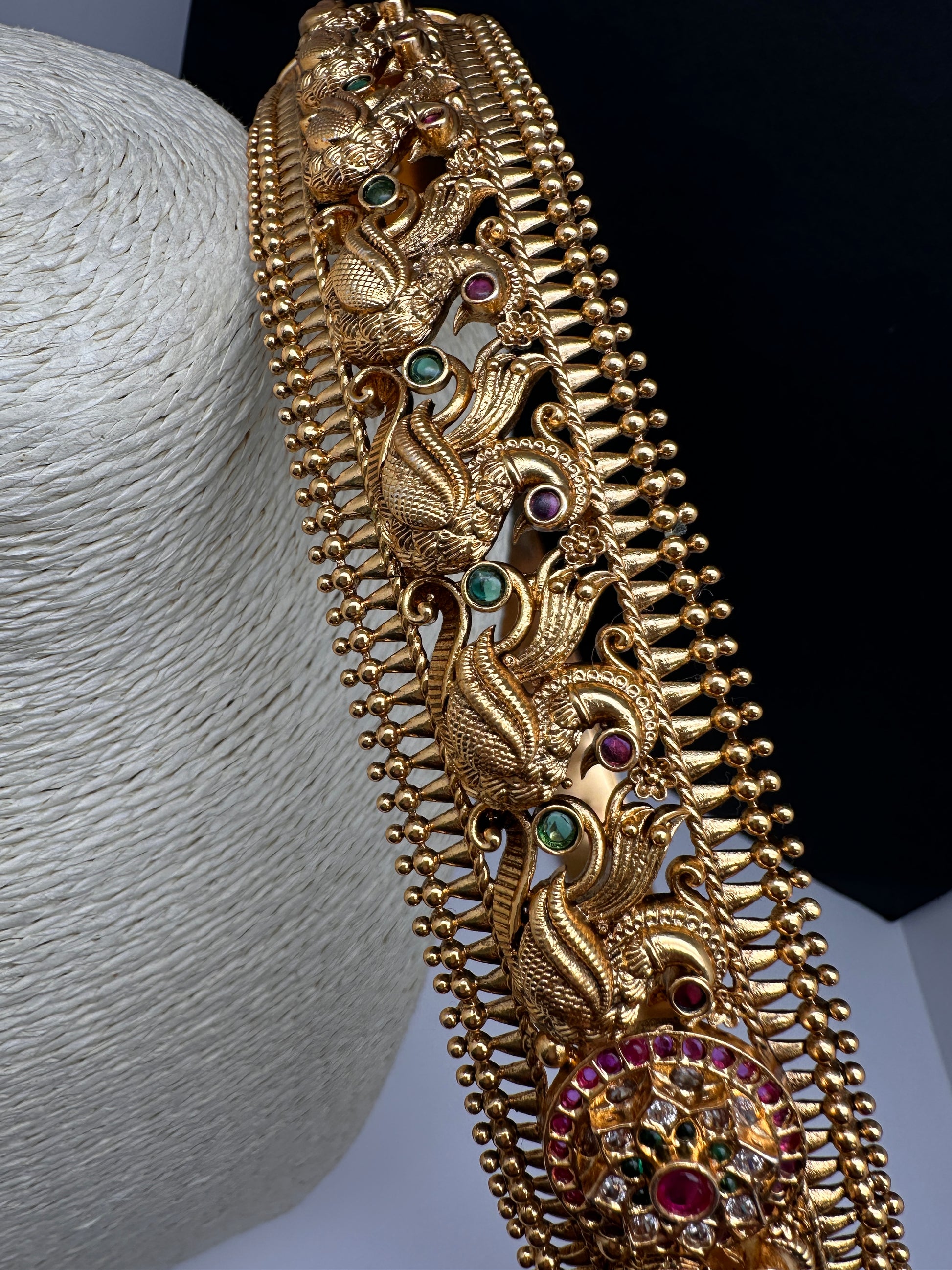 Kemp Peacock Matte Hip Belt Vaddanam Kamarbandh - 