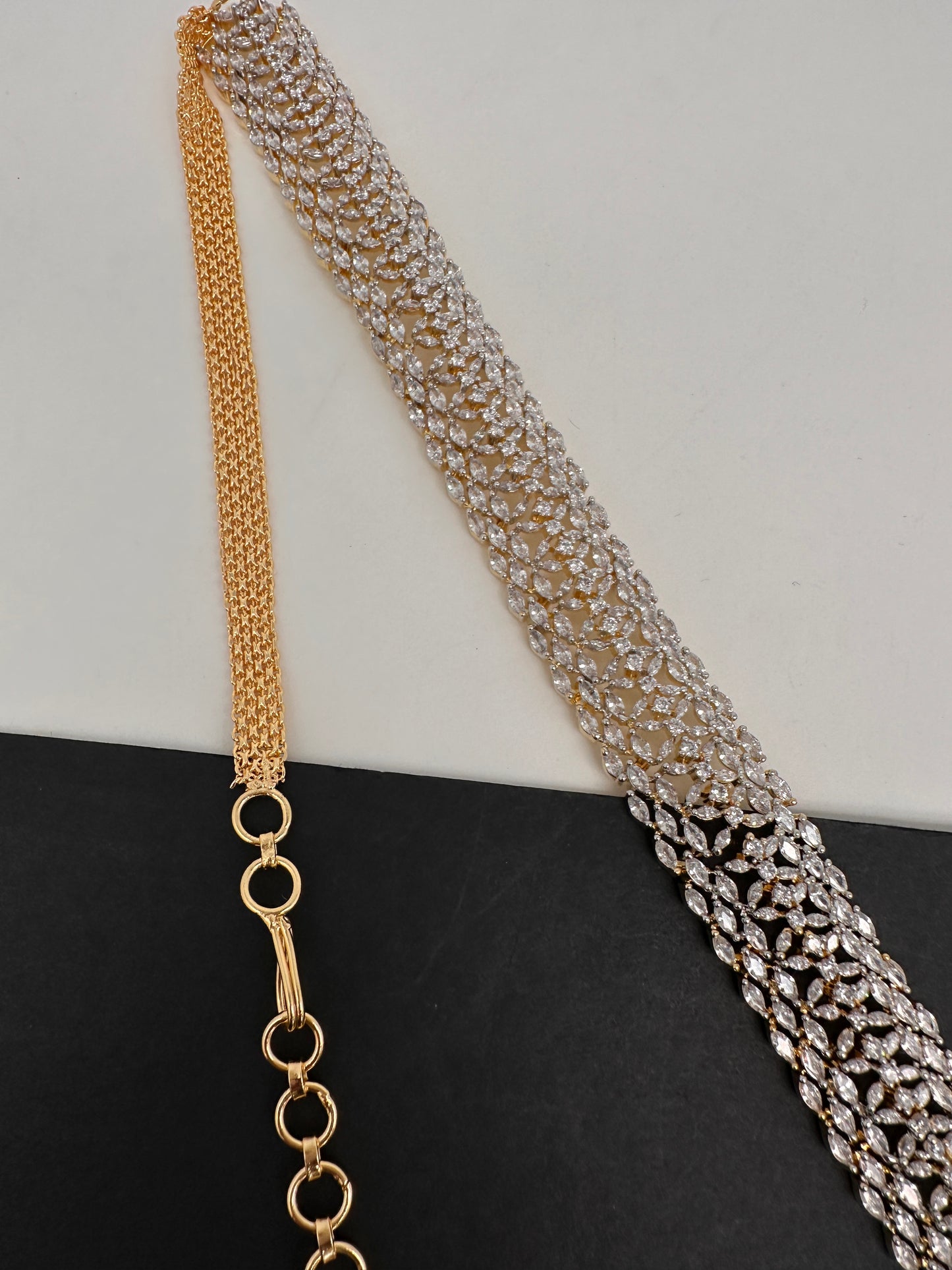 Diamond Finish Hip Chain Belt - 